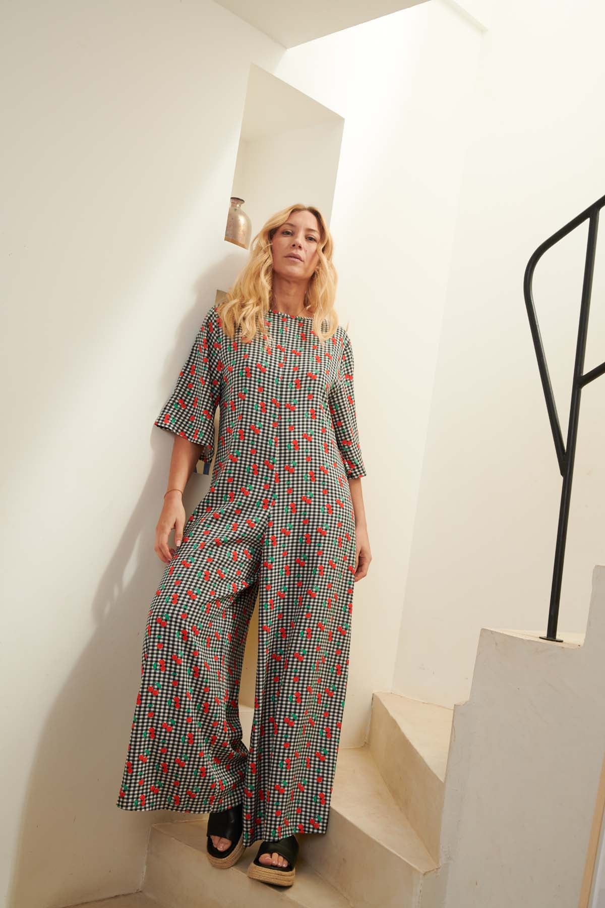 Julie fait du 38 et porte une taille M*