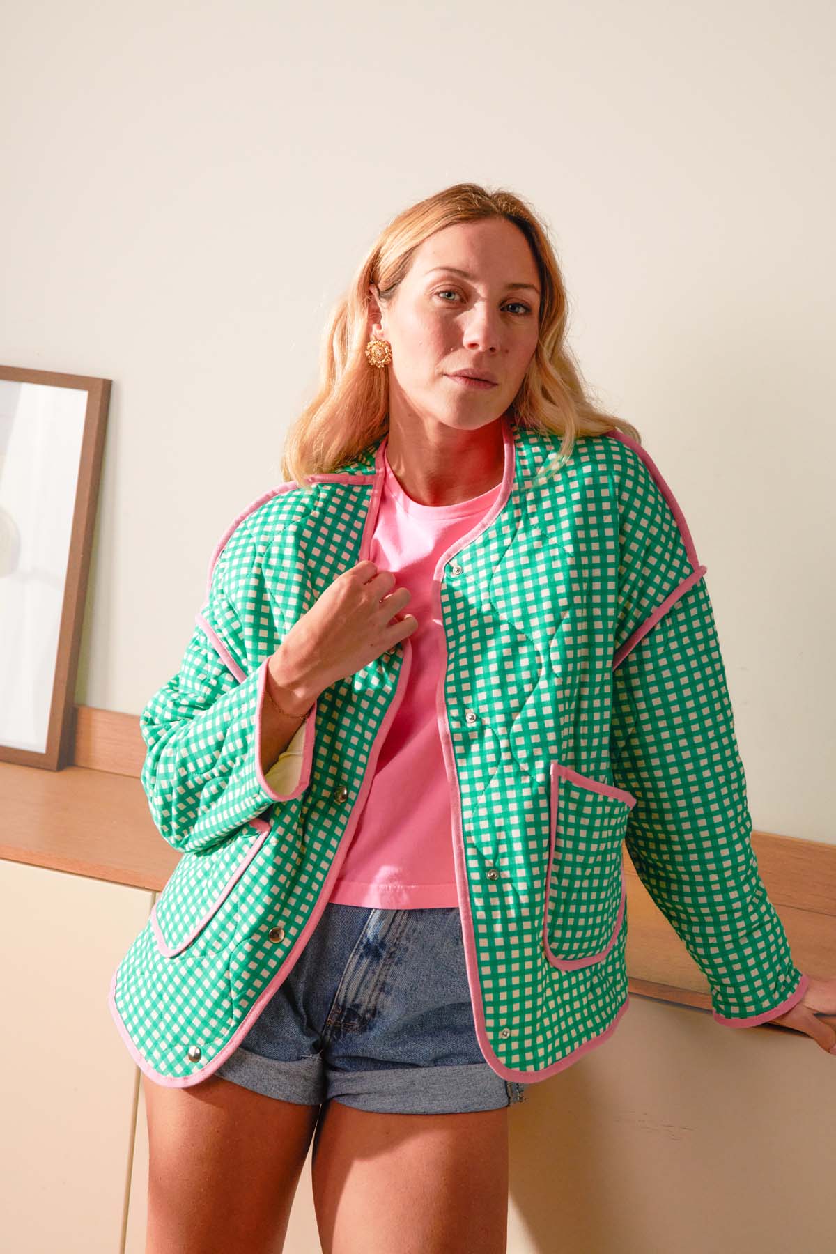 Julie fait du 38 et porte une taille M/L*