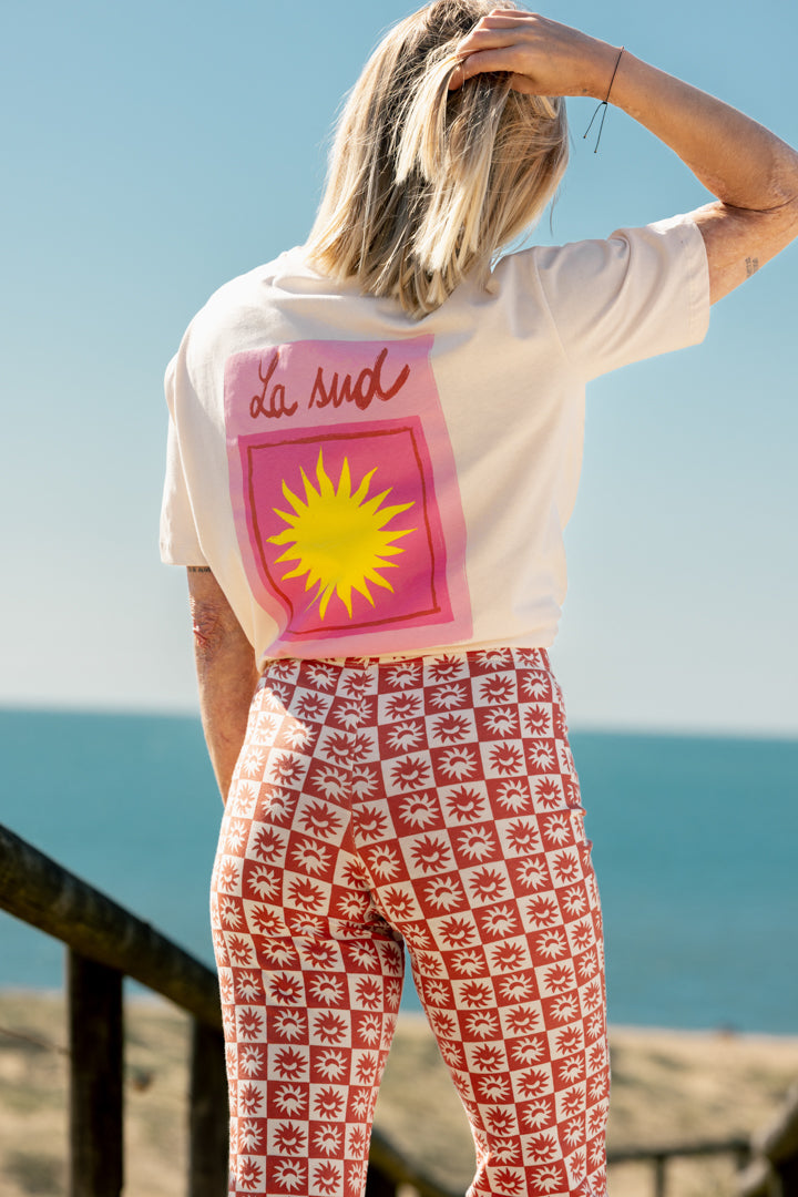 Julie fait du 36 et porte une taille S