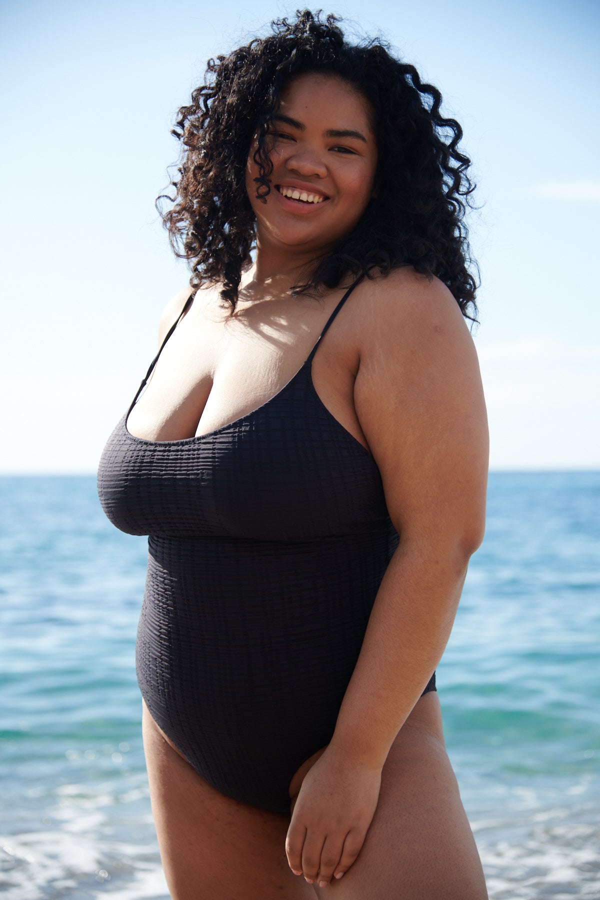 Hoby fait du 46 et porte une taille 2XL