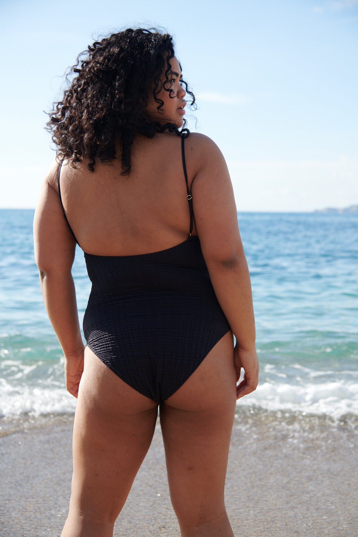 Hoby fait du 46 et porte une taille 2XL