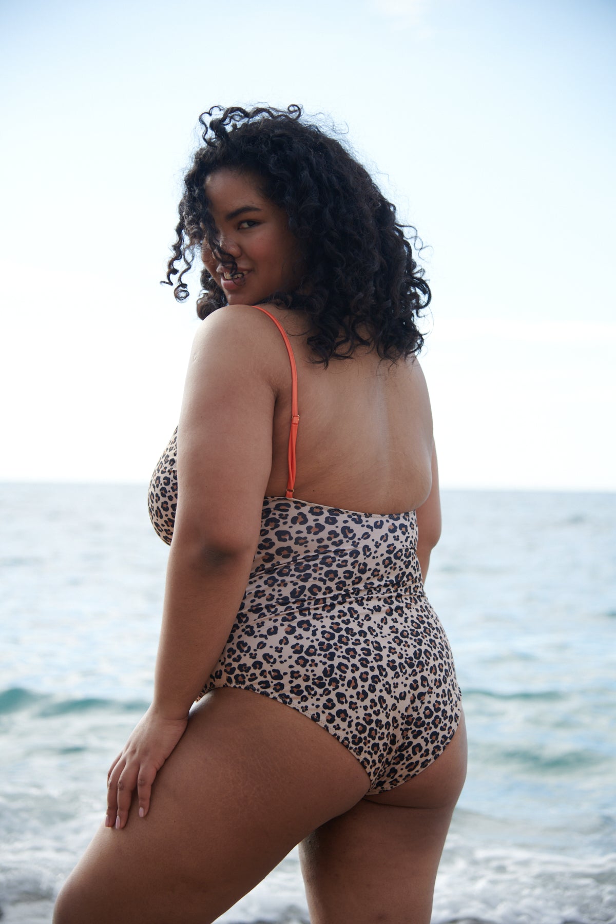 Hoby fait du 46 et porte une taille 2XL