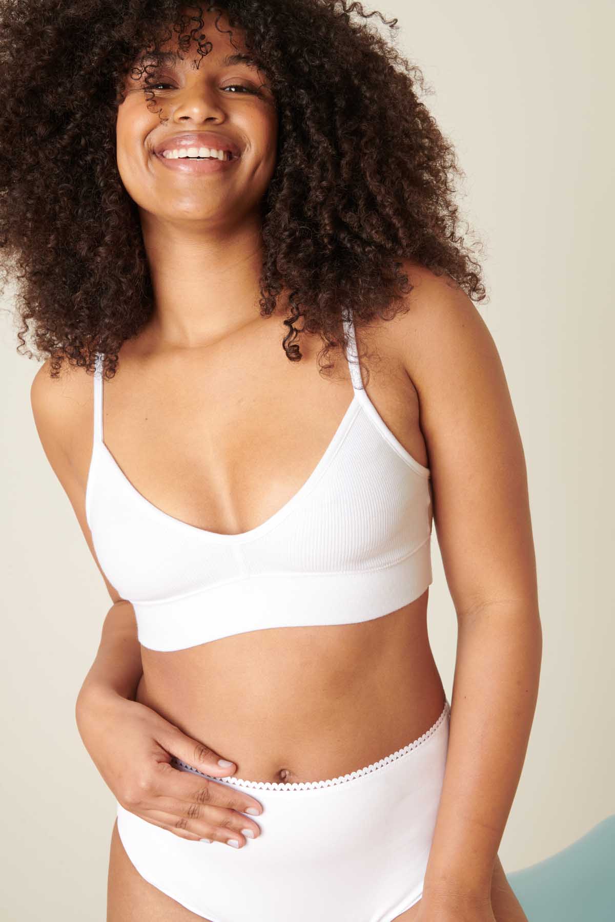 Sous Vêtement Blanche Porte Soutien Gorge Grande Taille Brassière