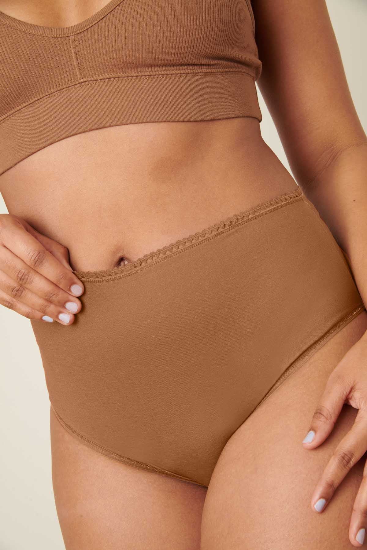 Marie-Charles fait du 38 et porte une taille M