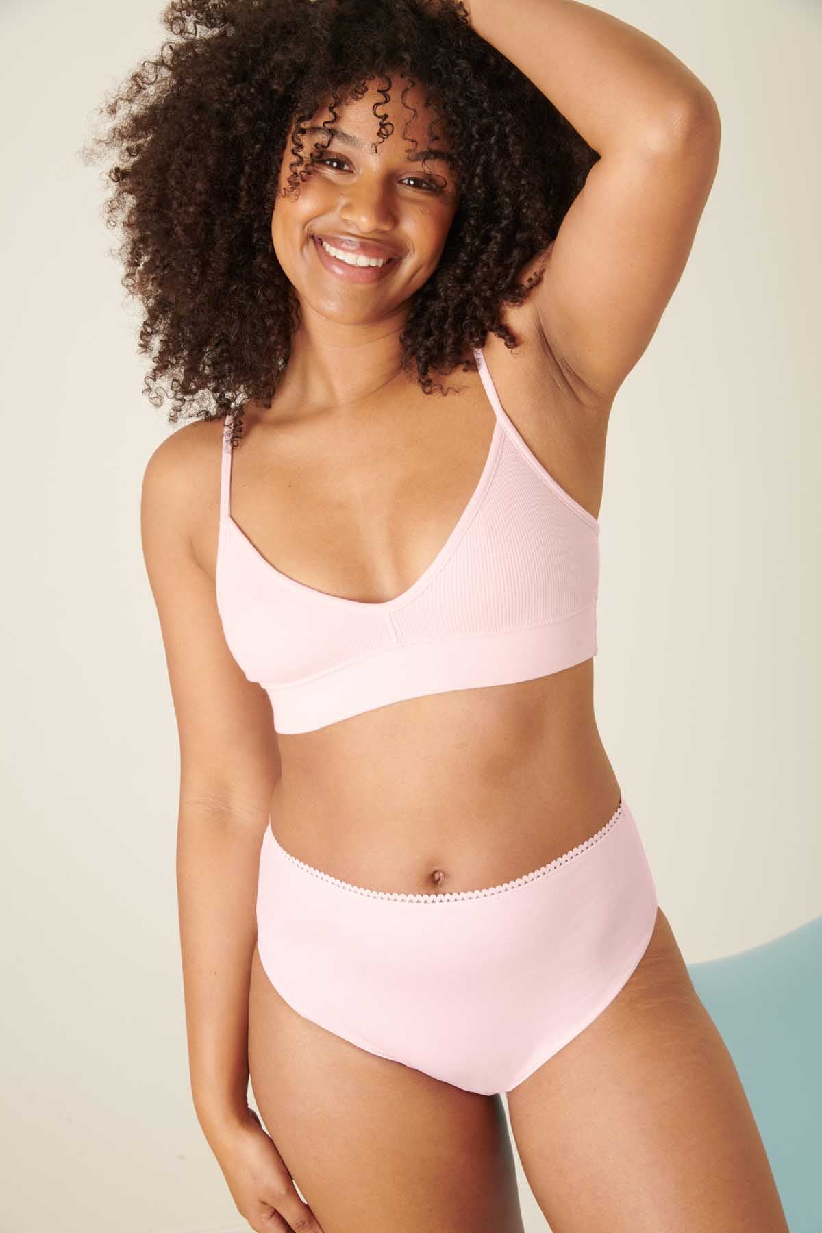 Marie-Charles porte une taille M