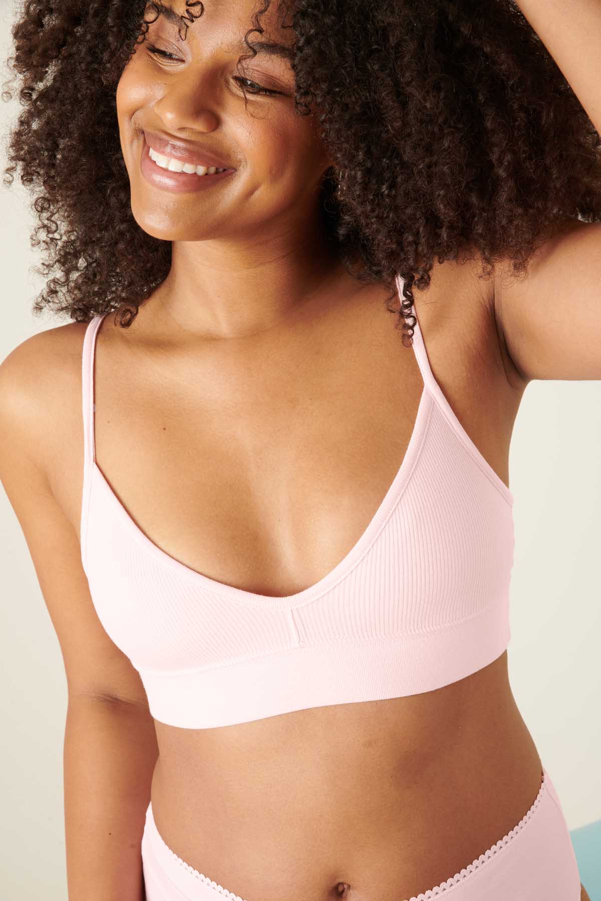 Marie-Charles porte une taille M