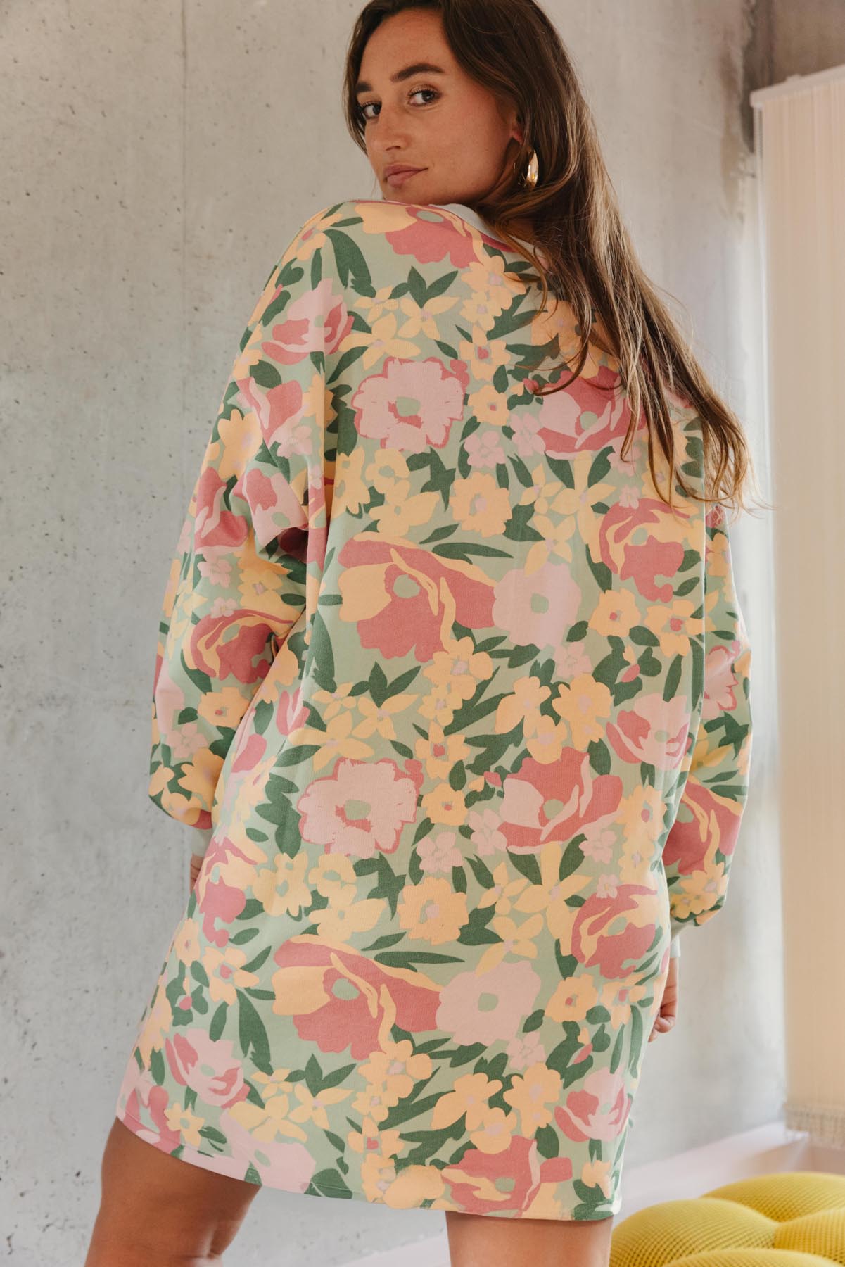 Lorea fait du 38 et porte une taille M/L