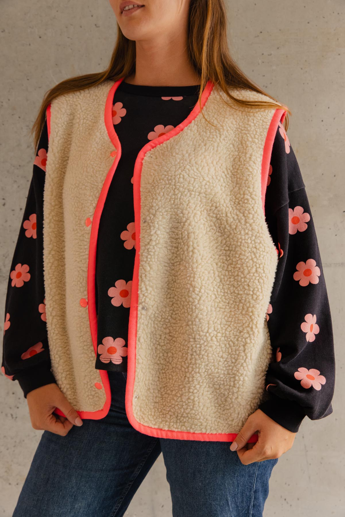 Lorea fait du 38 et porte une taille M/L
