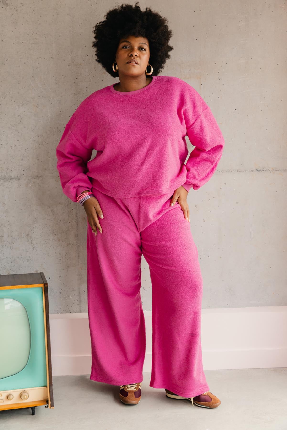 Tiffany fait du 48 et porte une taille 3XL/4XL en haut et 3XL en bas