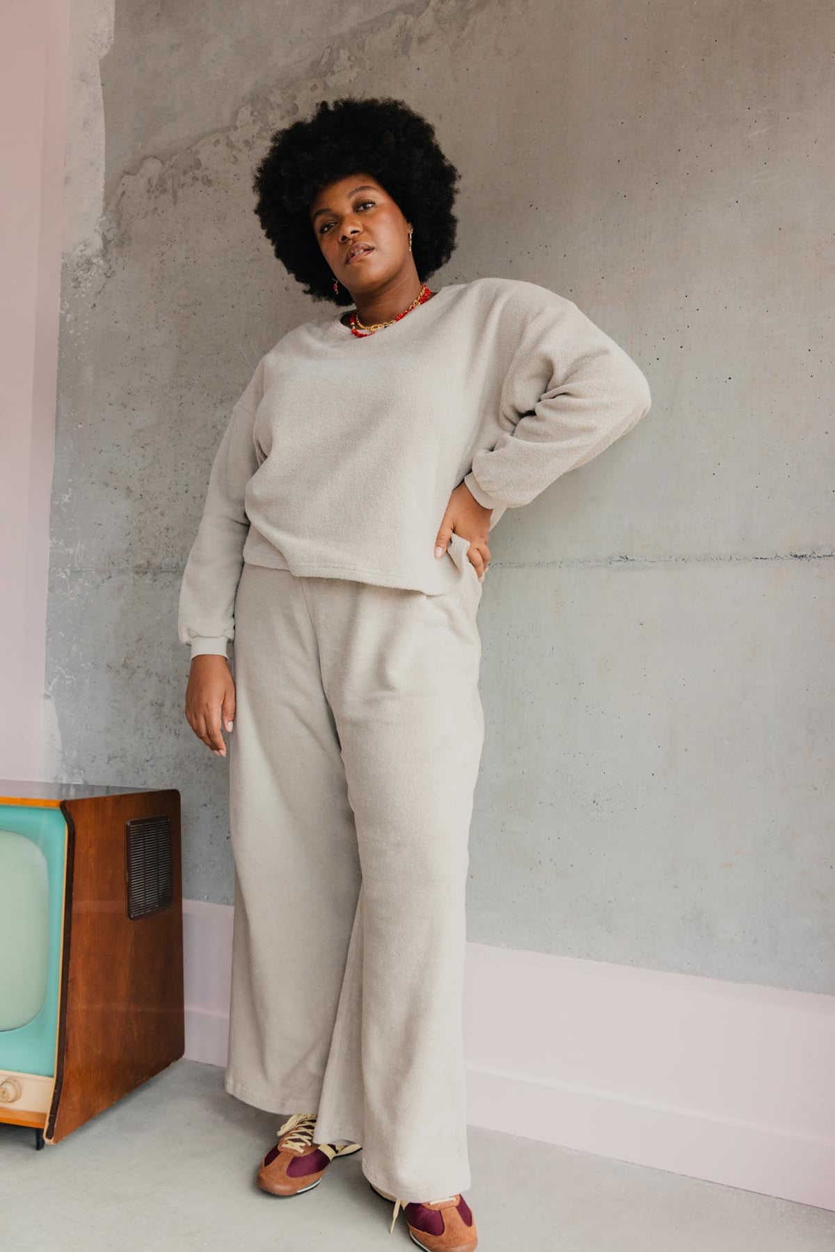 Tiffany fait du 48 et porte une taille 3XL/4XL en haut et 3XL en bas*