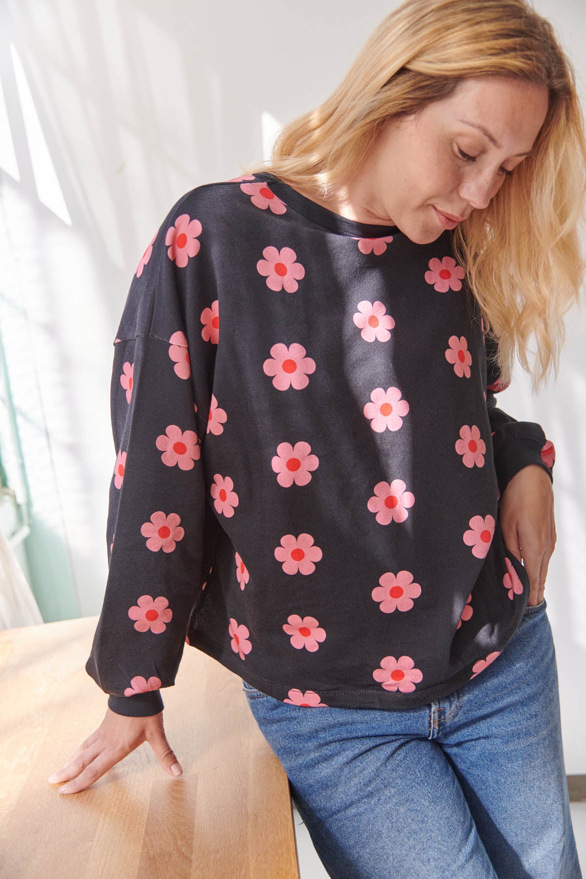 Julie fait du 40 et porte une taille M/L