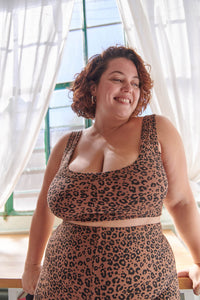 Amandine fait du 44 et porte une taille 2XL*