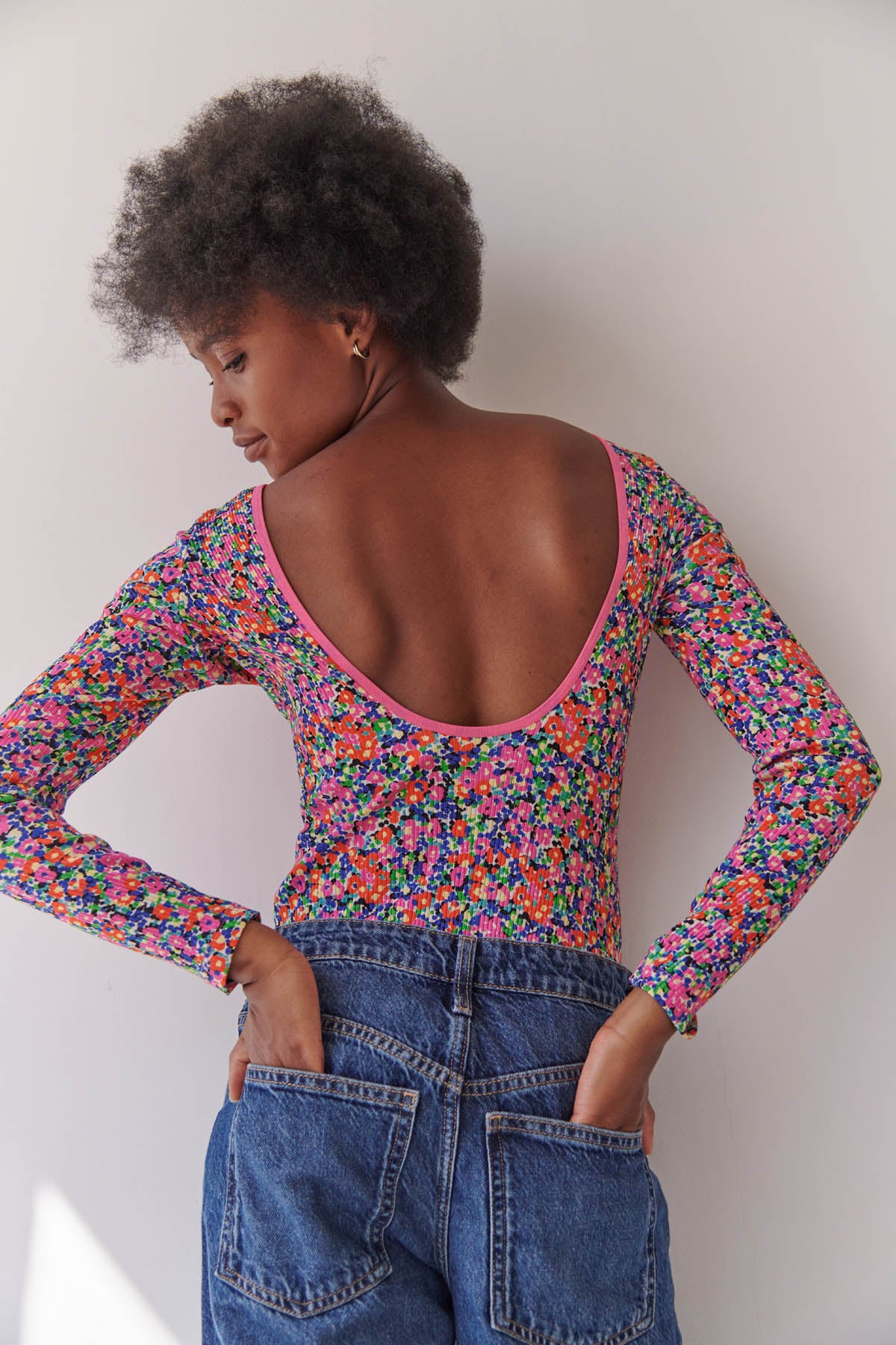 Kathy fait du 34 et porte une taille XS