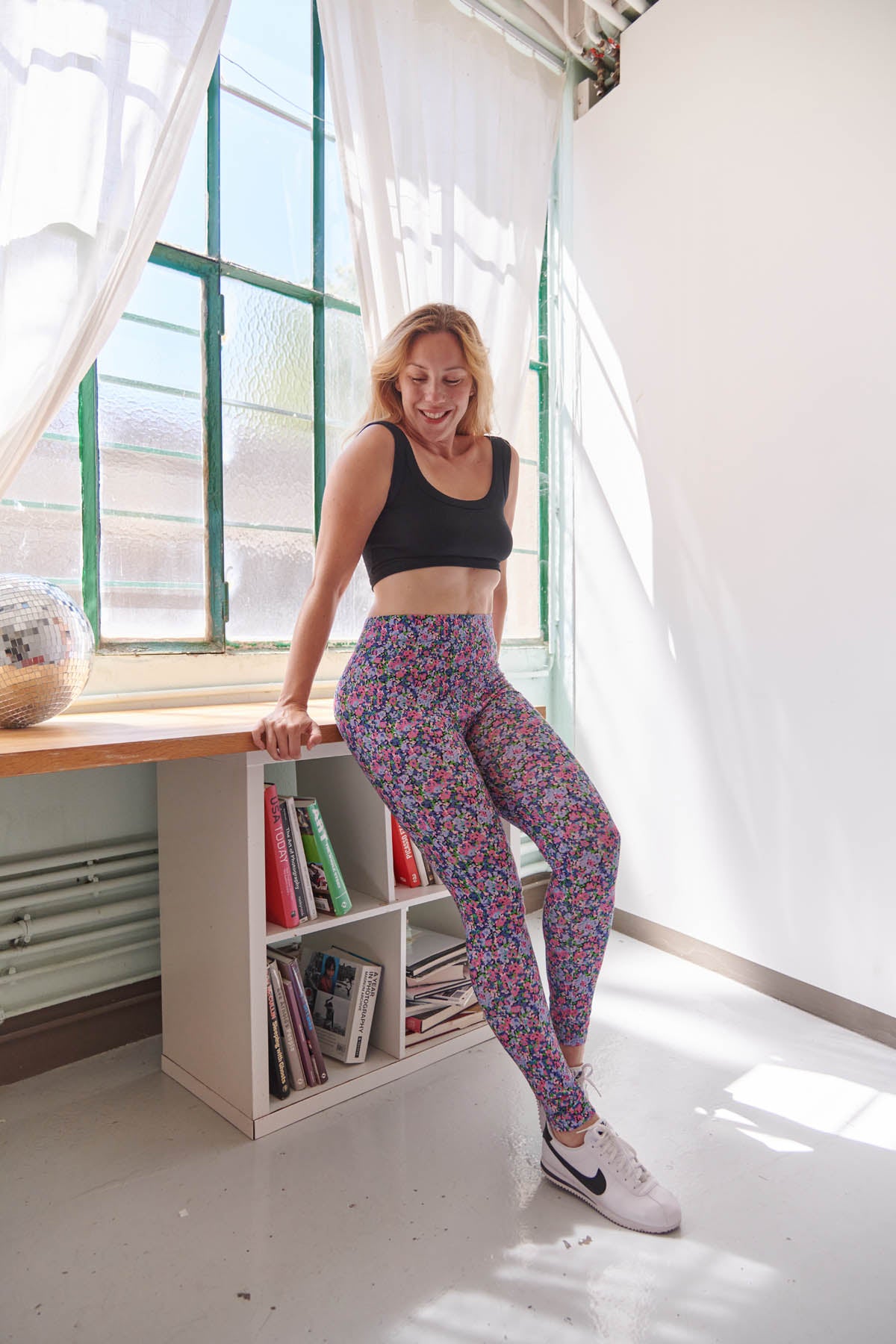 Julie fait du 40 et porte une taille M/L en bas et M en haut