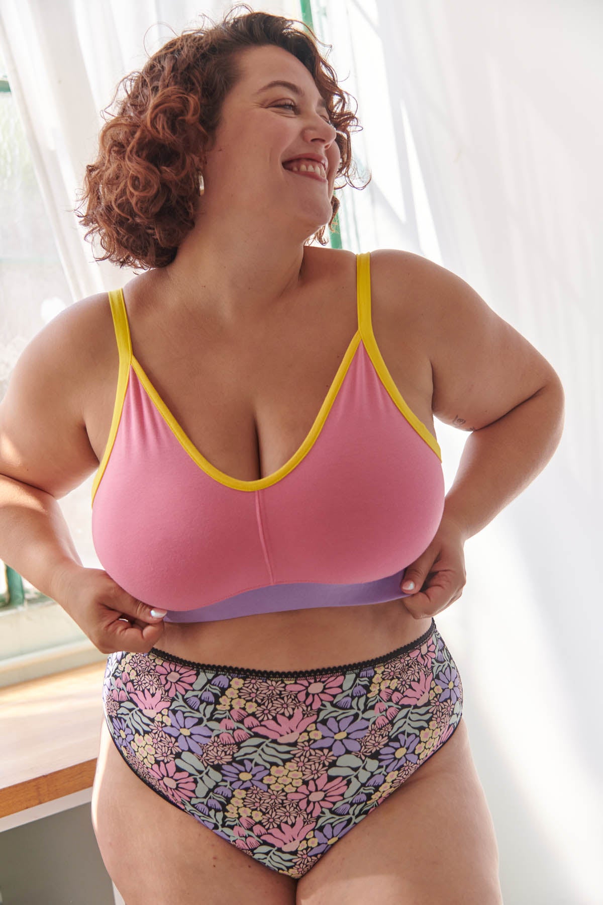 Amandine fait du 100F et porte une taille 3XL