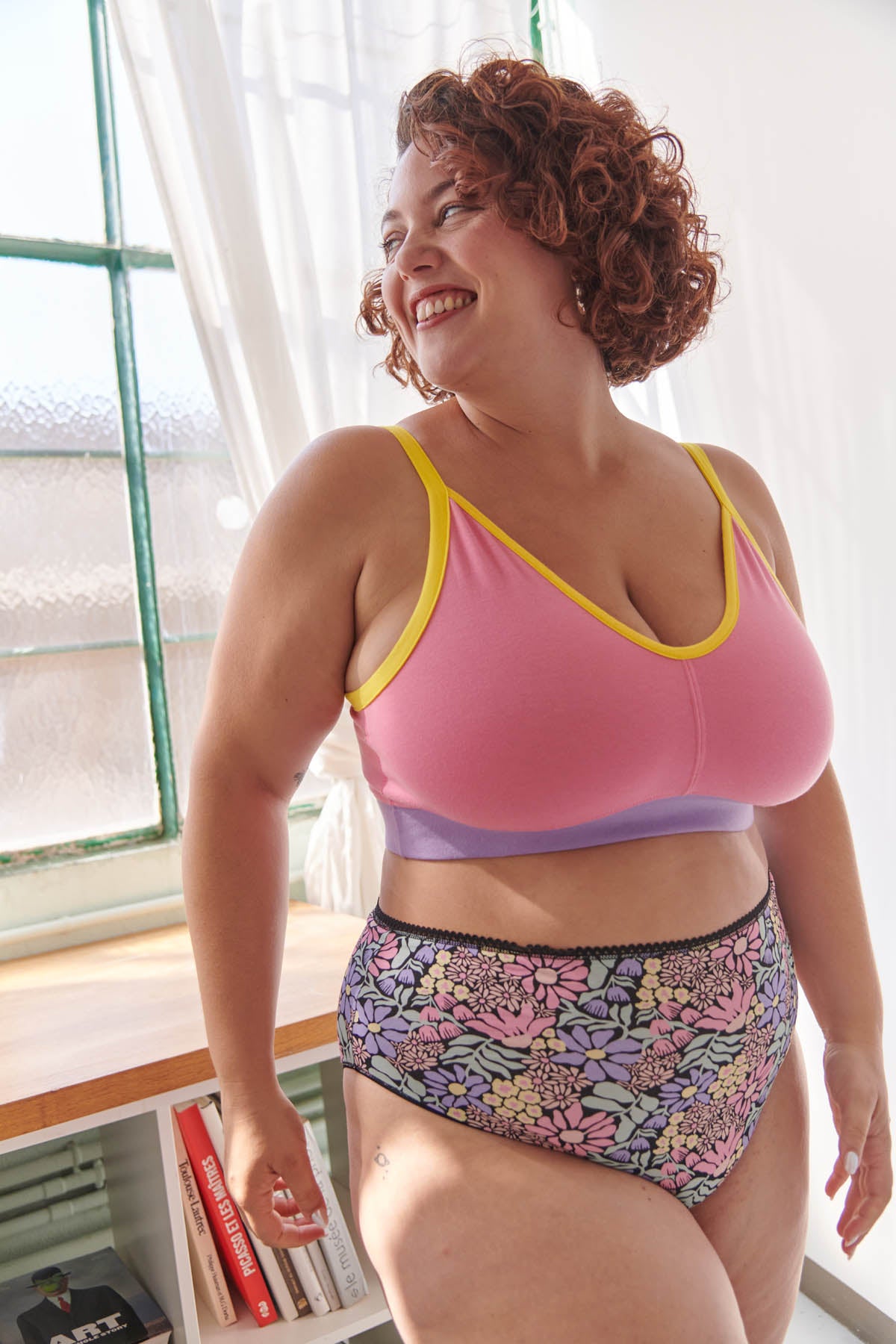 Amandine fait du 100F et porte une taille 3XL