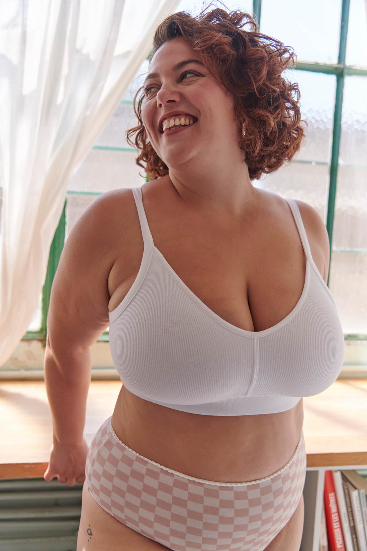 Amandine fait du 100F et porte une taille 3XL