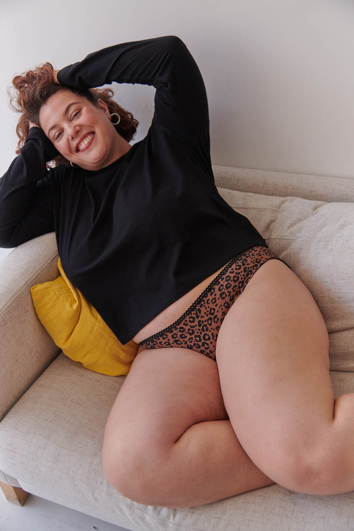 Amandine fait du 44 et porte une taille 2XL