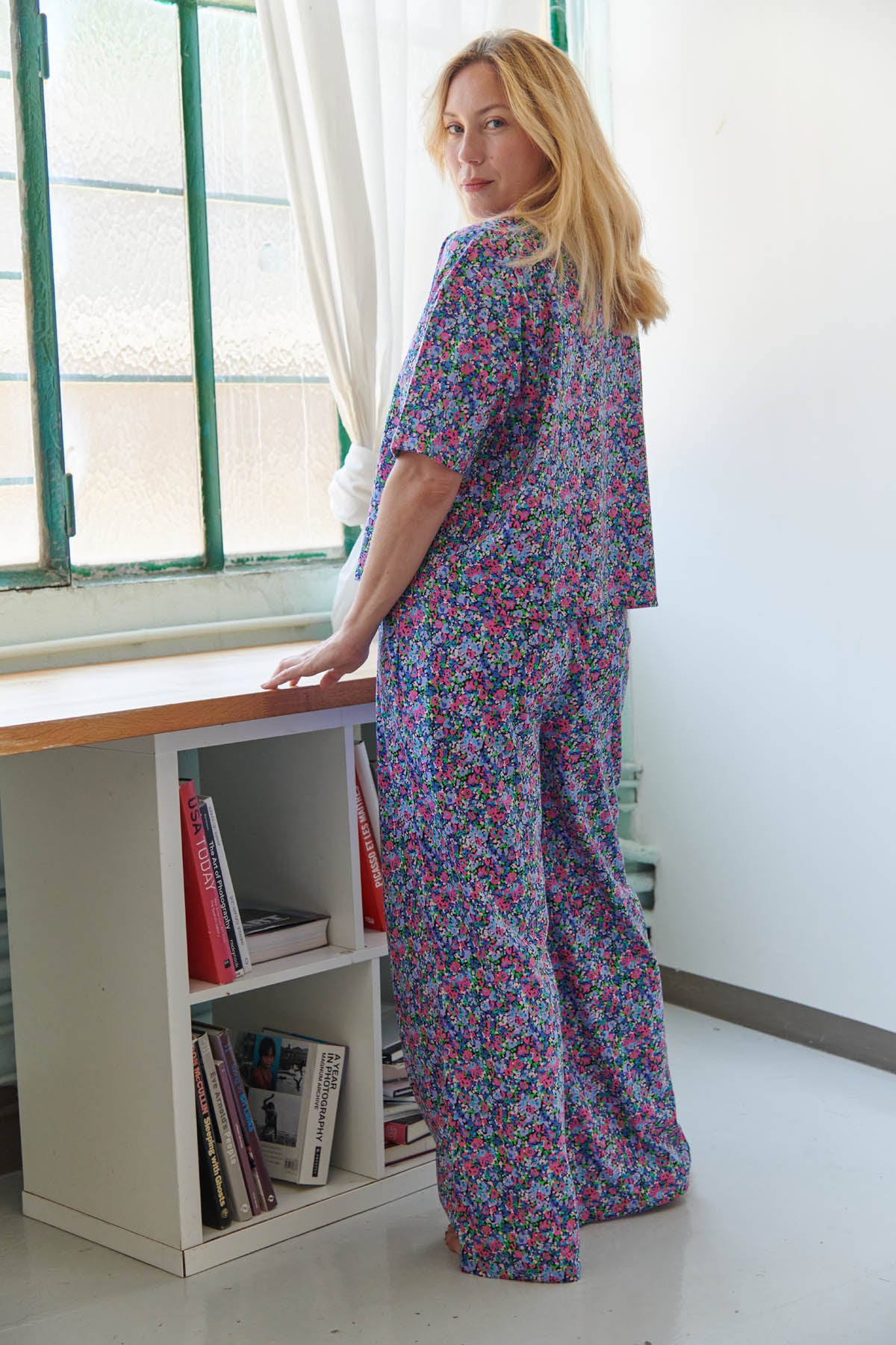 Julie fait du 40 et porte une taille M