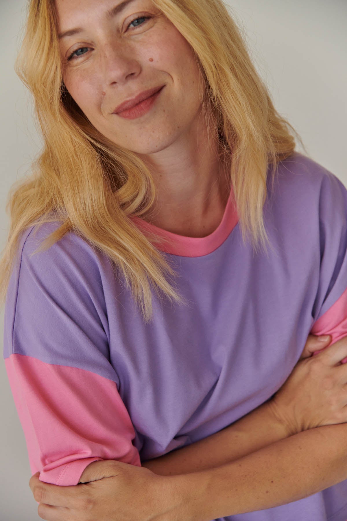 Julie fait du 40 et porte une taille M