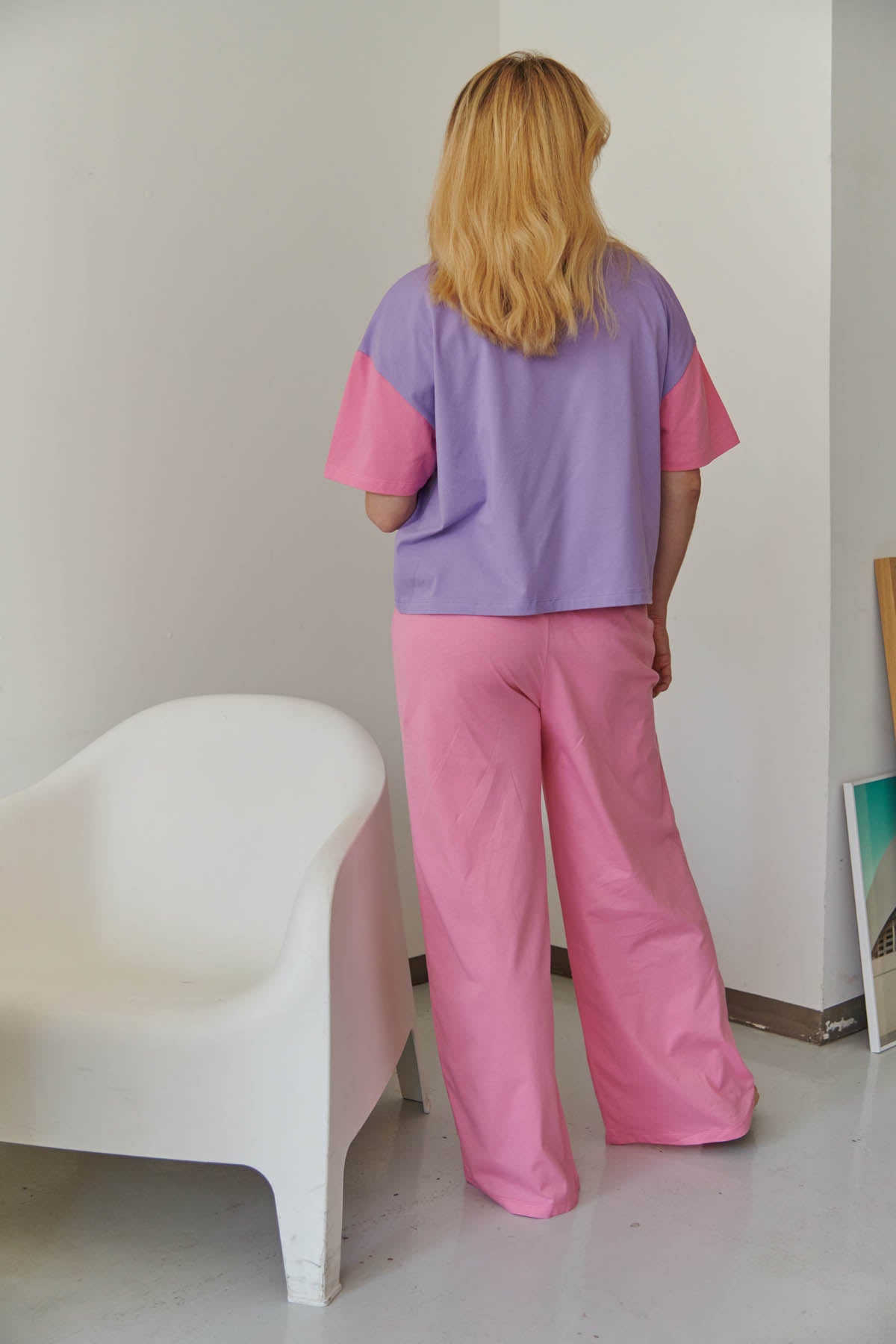 Julie fait du 40 et porte une taille M