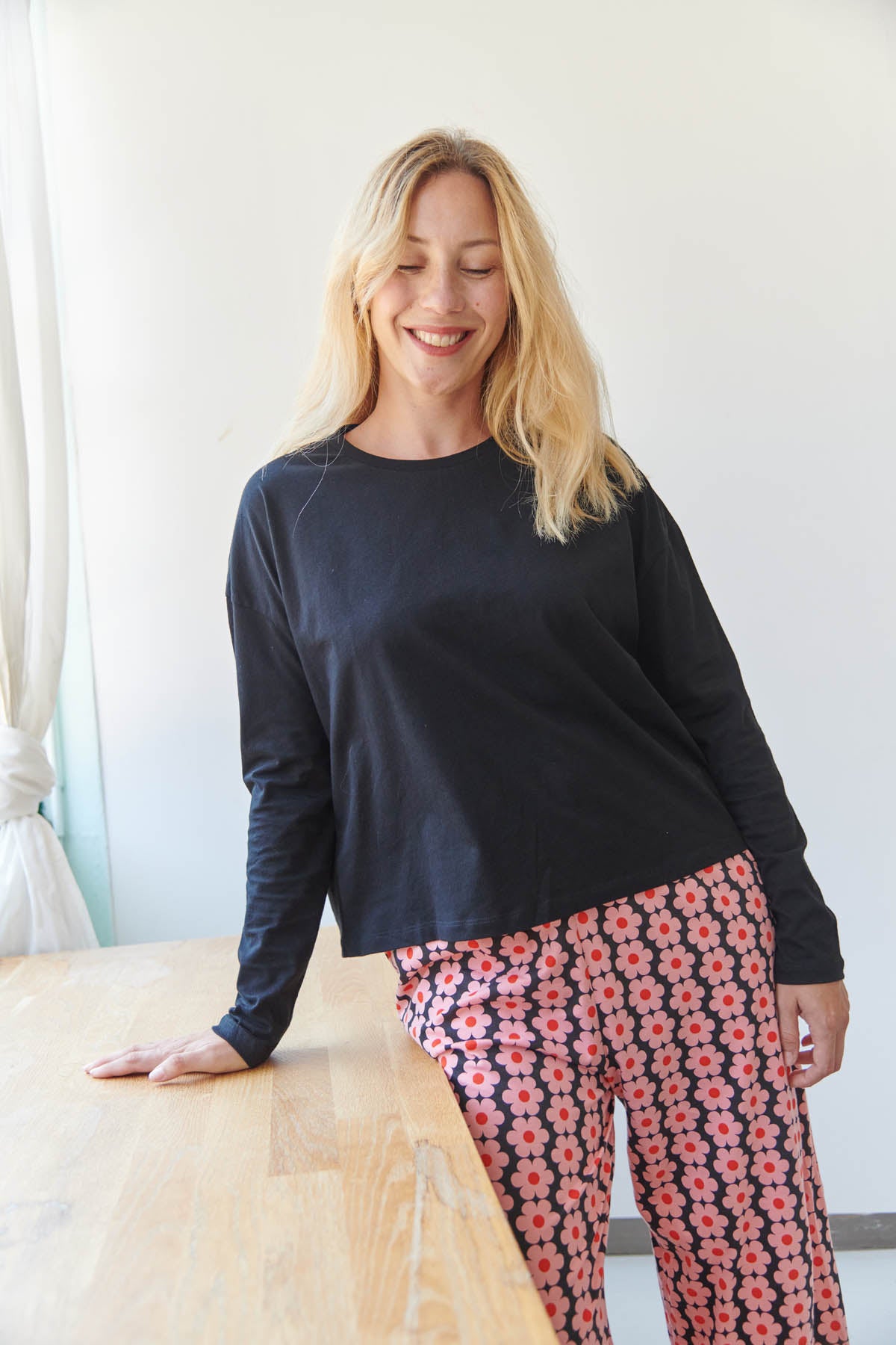 Julie fait du 40 et porte une taille M
