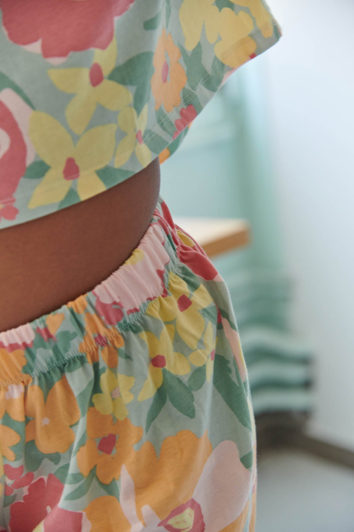 Kathy fait du 34 et porte une taille XS