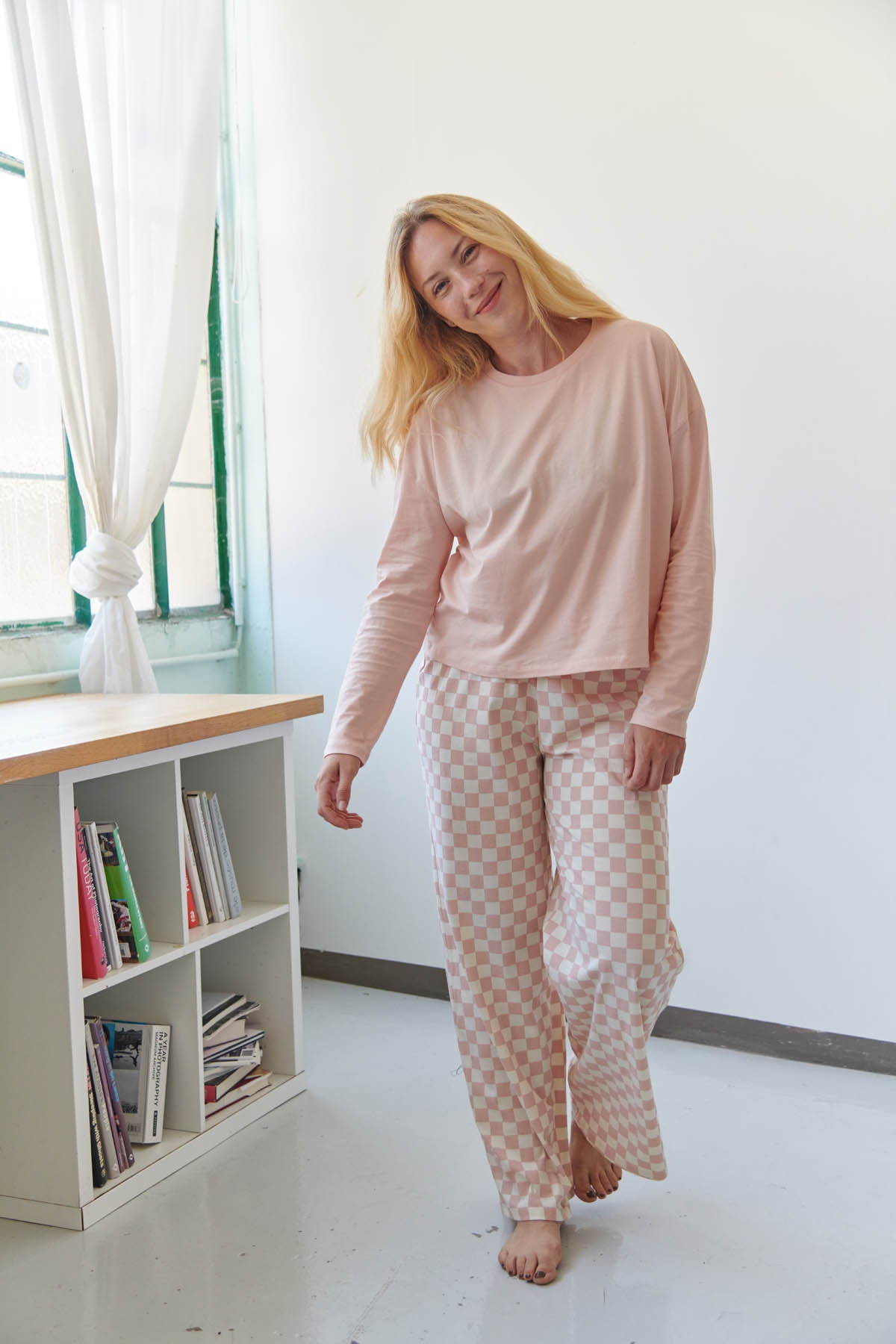 Julie fait du 40 et porte une taille M