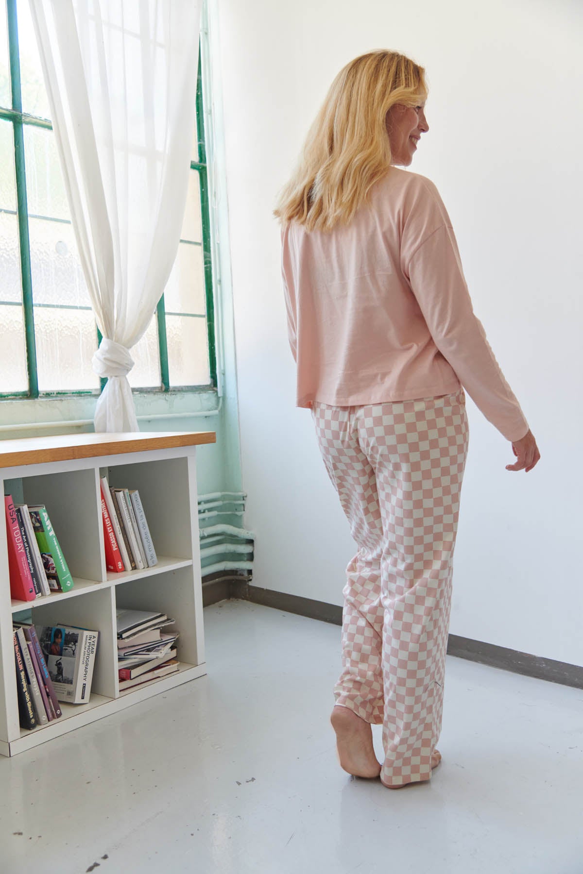 Julie fait du 40 et porte une taille M