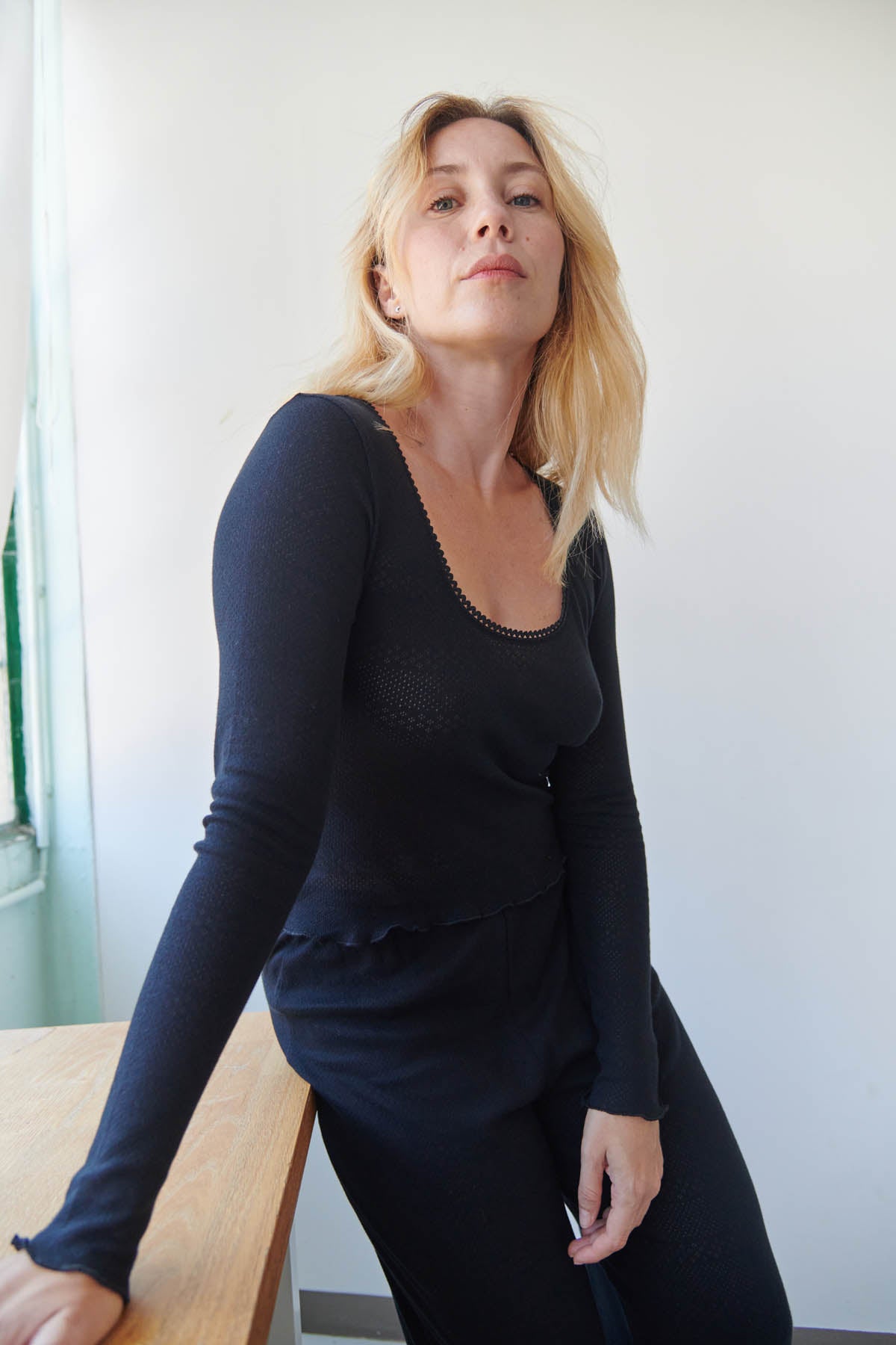 Julie fait du 40 et porte une taille M
