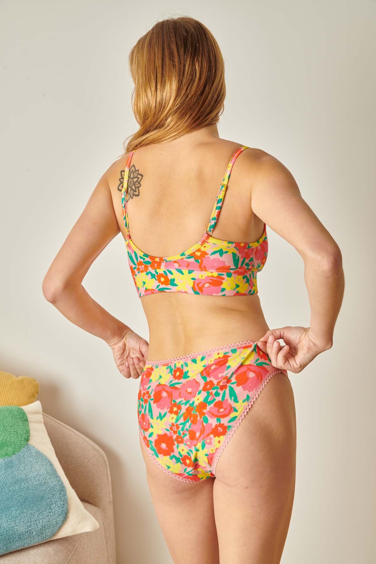 1 BRASSIERE + 1 CULOTTE - Allamanda Rose