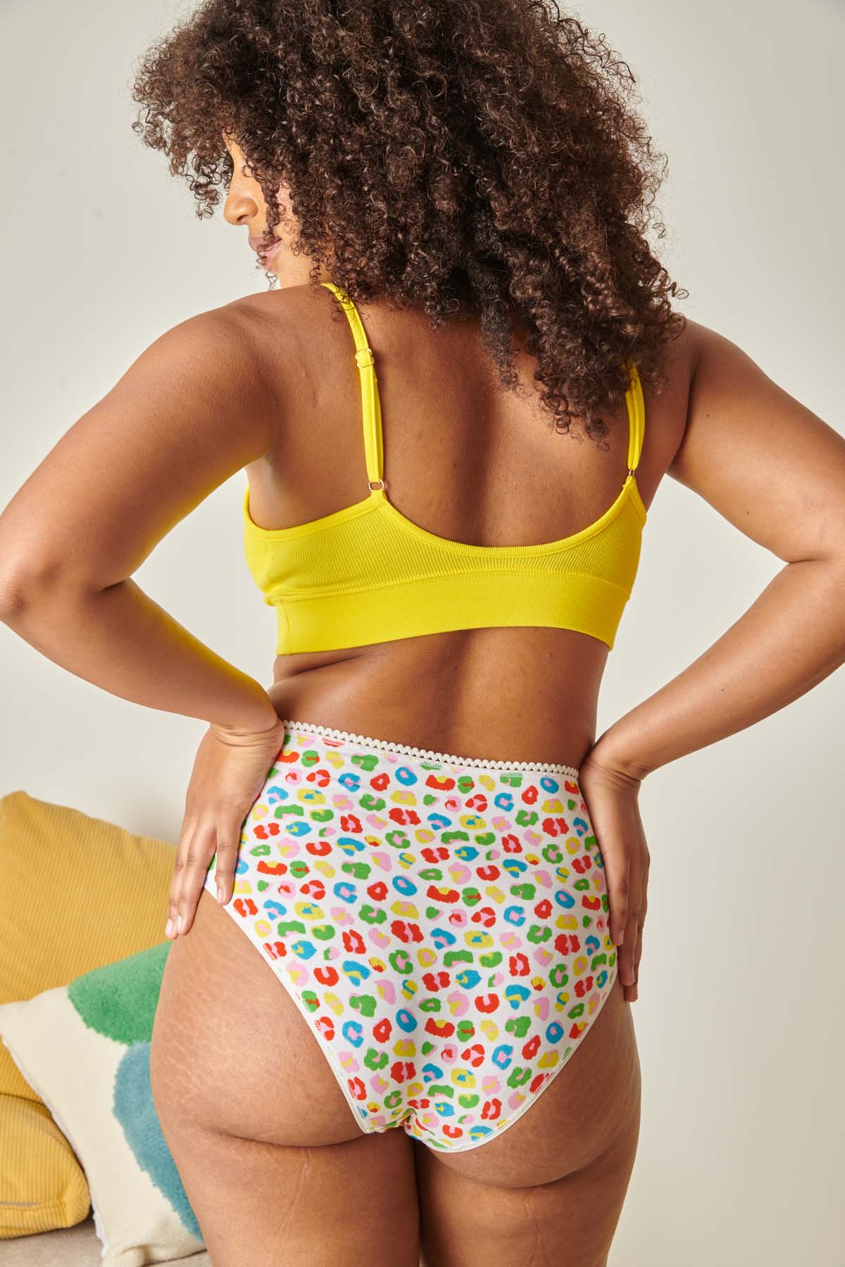 Marie-Charles fait du 38 et porte une taille M