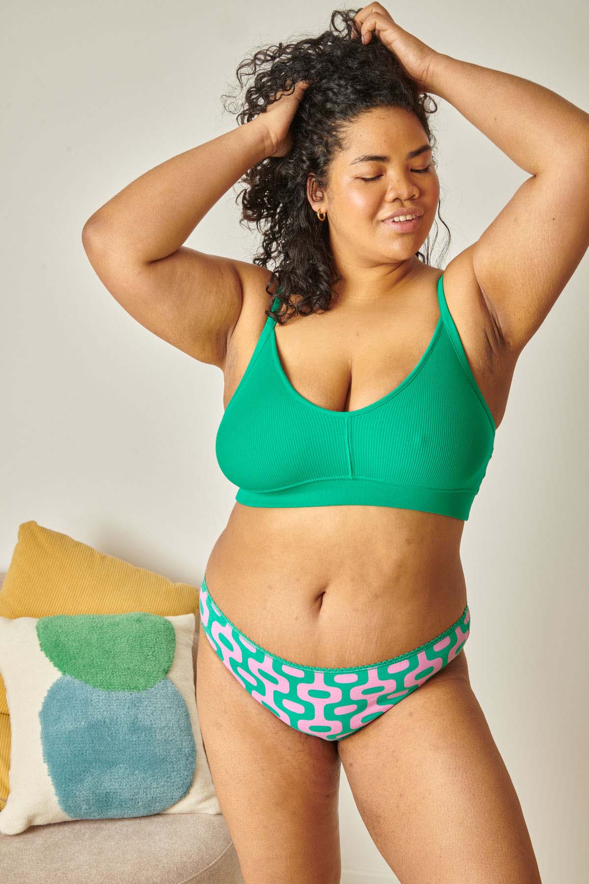 Hoby fait du 46 et porte une taille 2XL