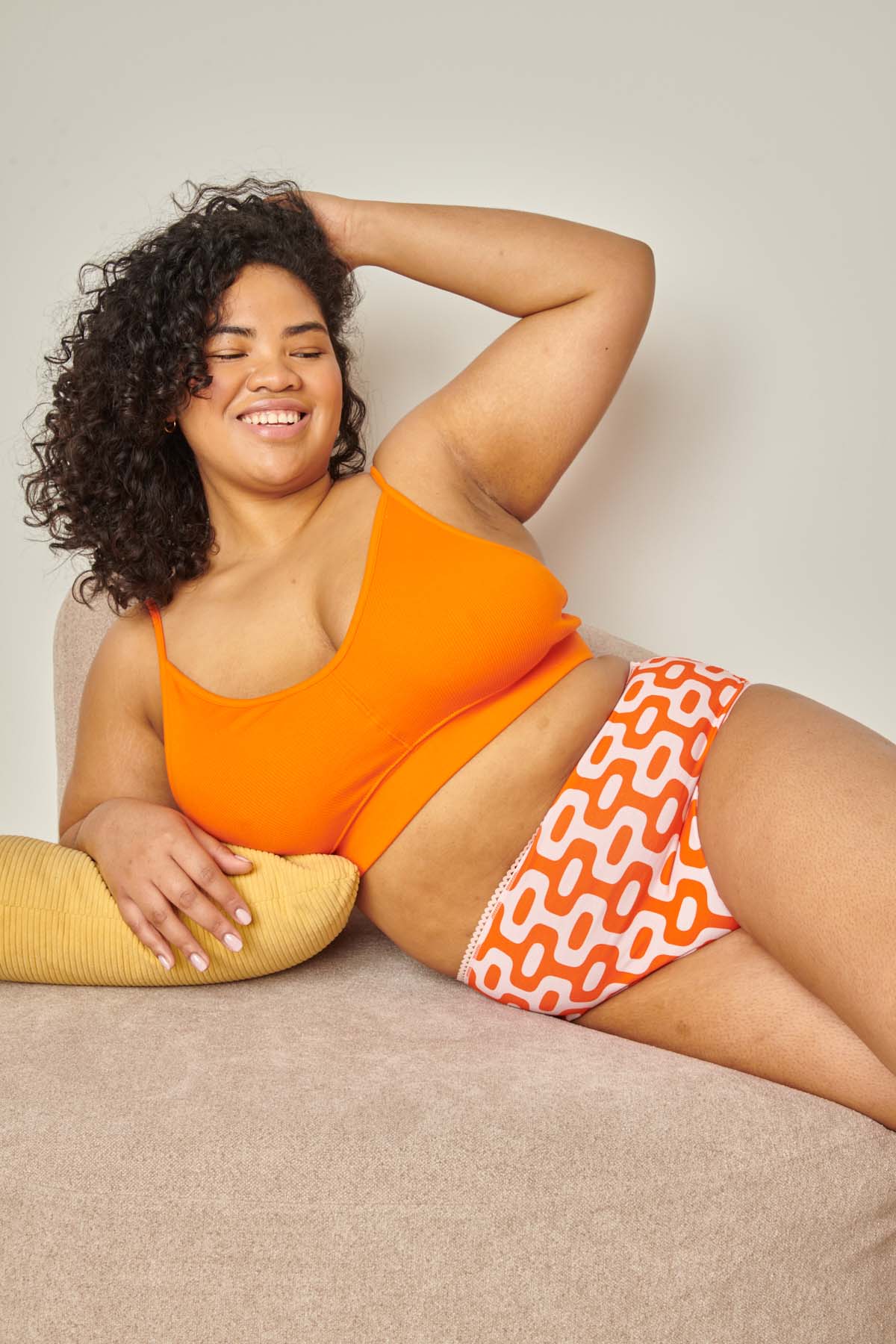 Hoby fait du 46 et porte une taille 2XL