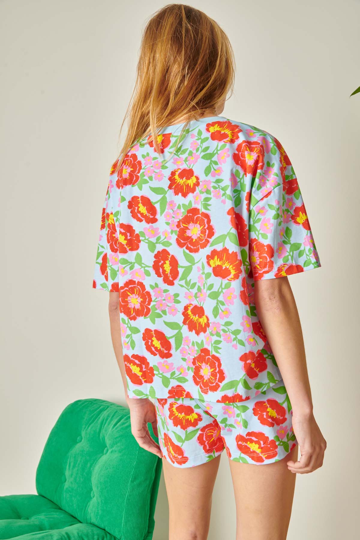 Violette fait du 36 et porte une taille S