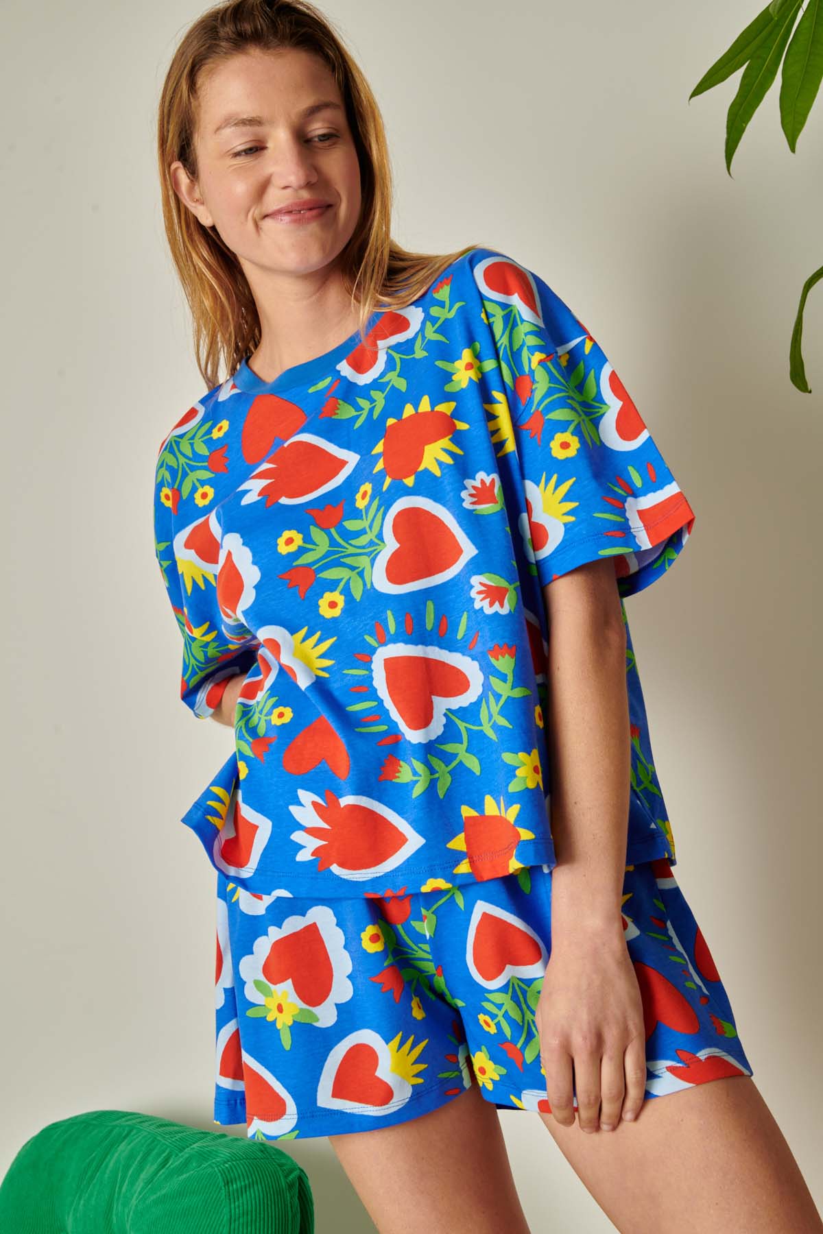 Violette fait du 36 et porte une taille S