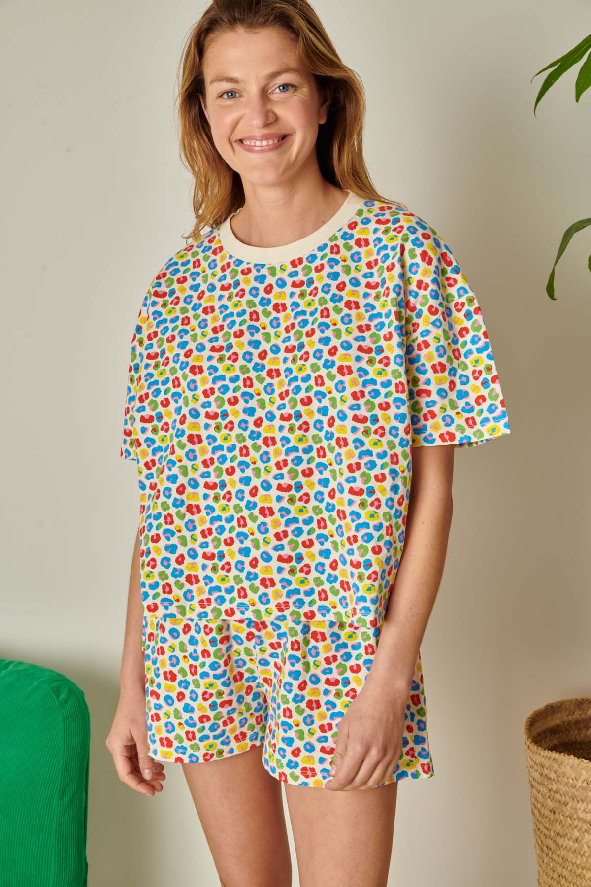 Violette fait du 36 et porte une taille S