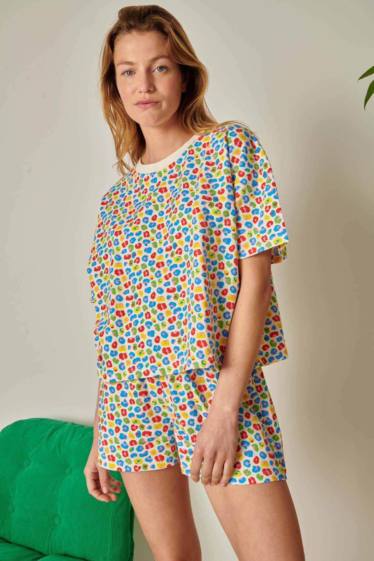 Violette fait du 36 et porte une taille S