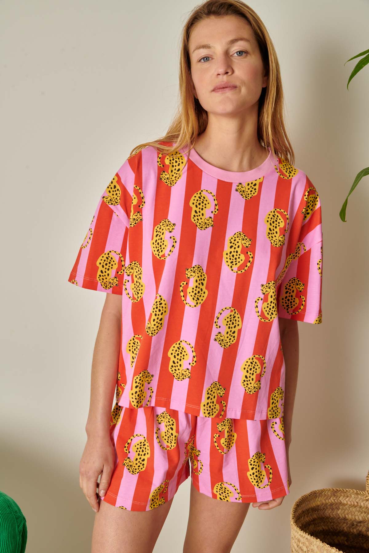 Violette fait du 36 et porte une taille S