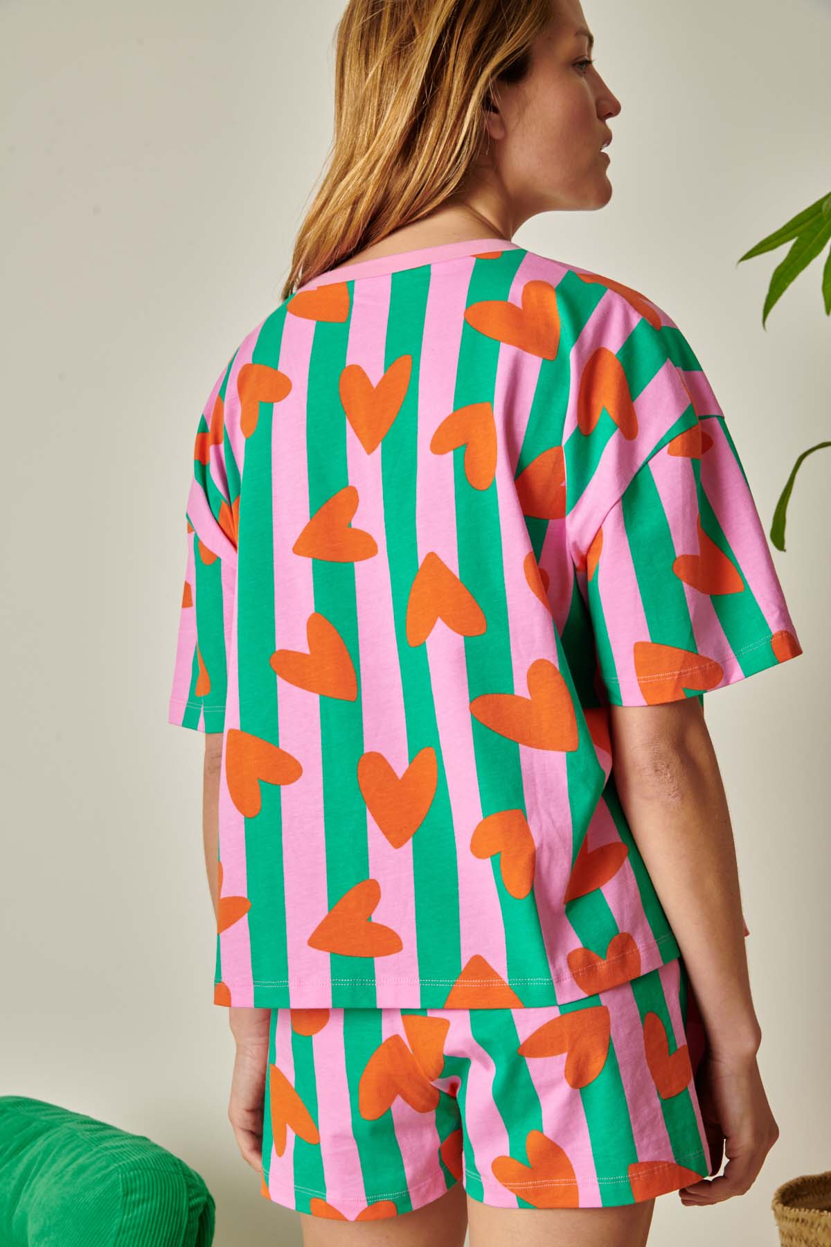 Violette fait du 36 et porte une taille S