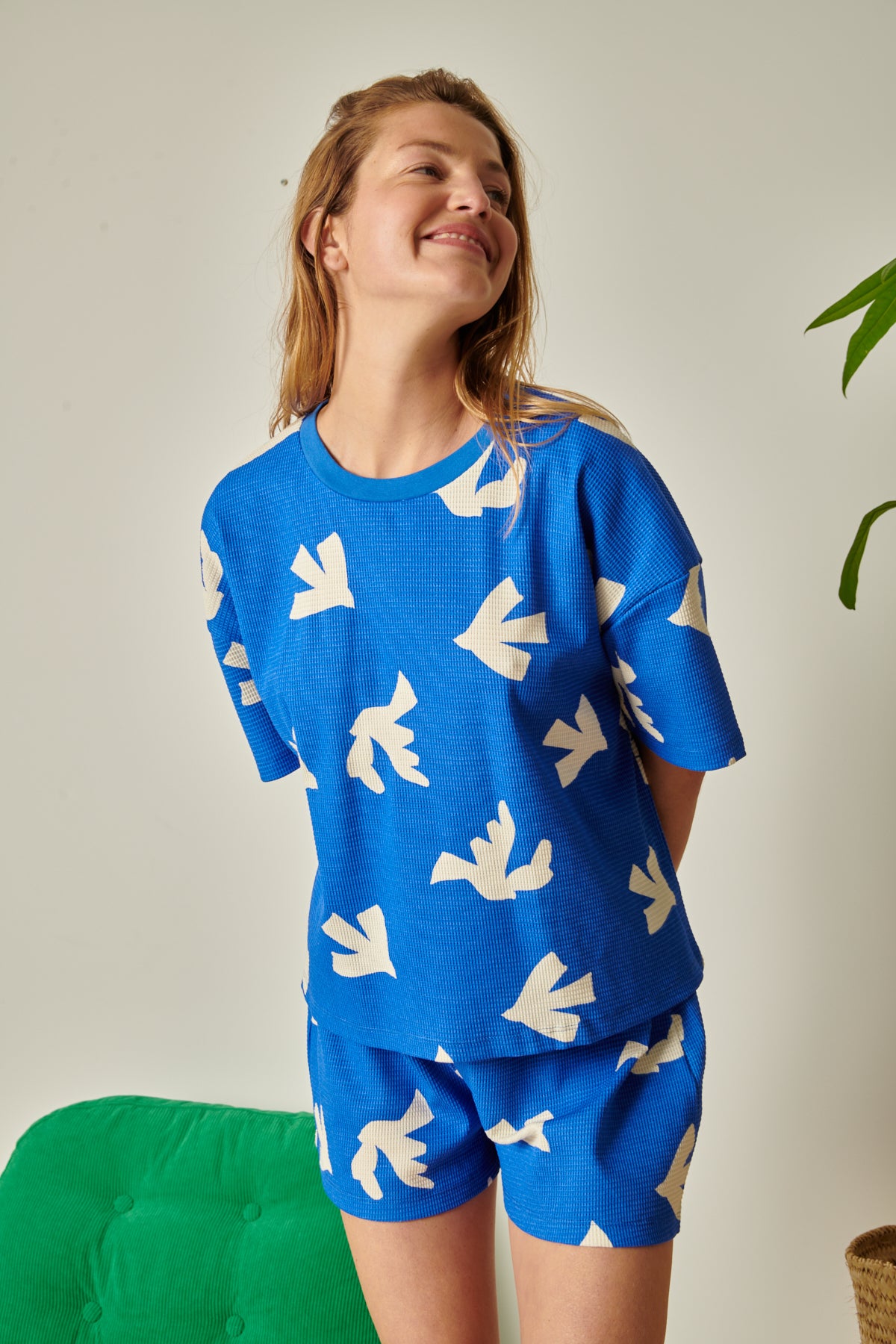 Violette fait du 36 et porte une taille S