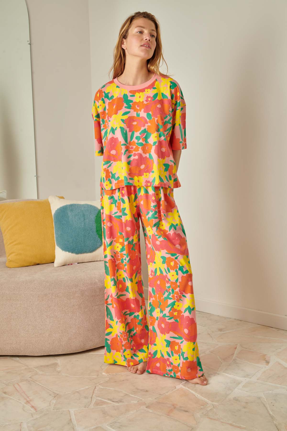 Violette fait du 36 et porte une taille S