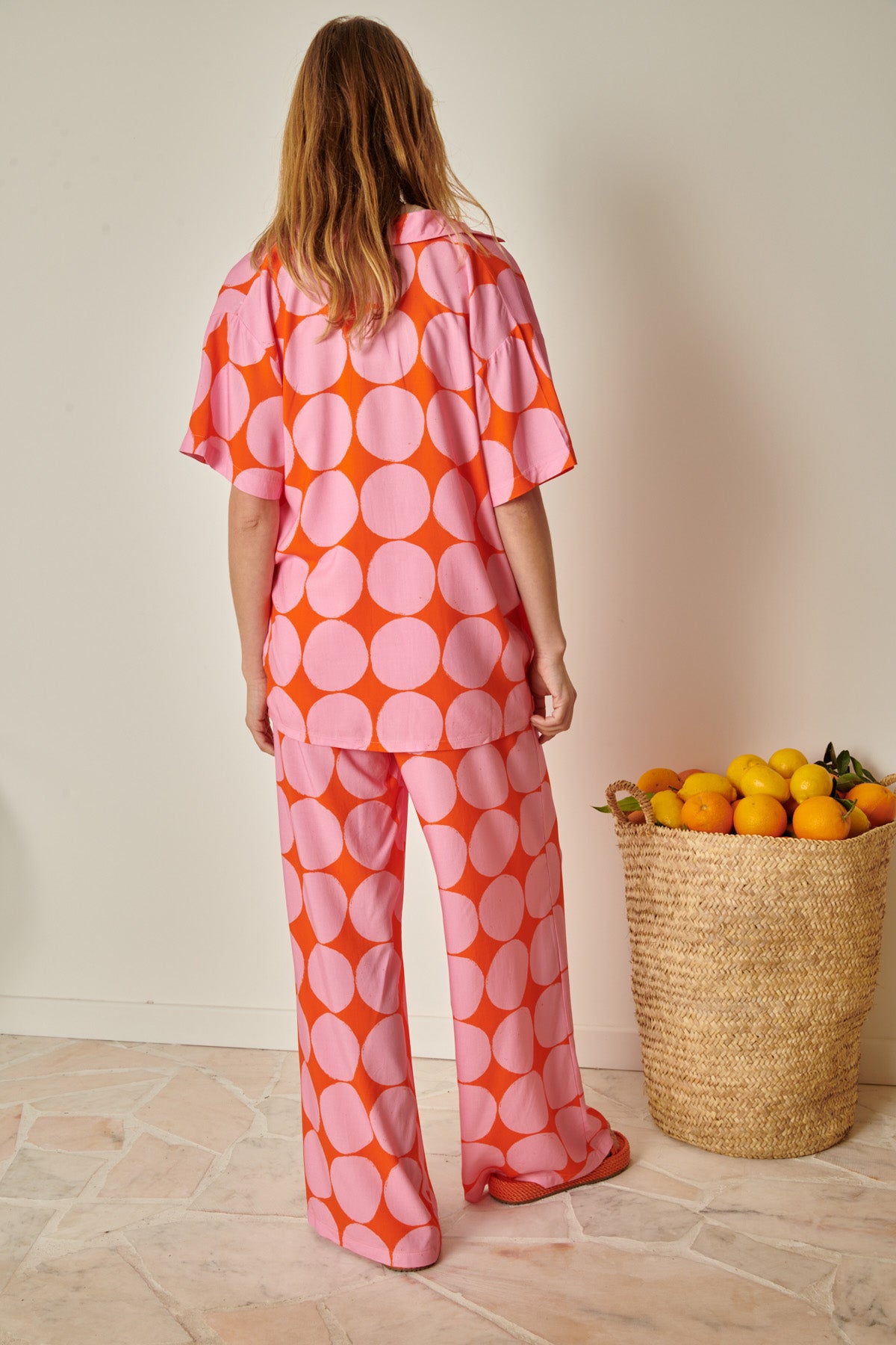 Violette fait du 36 et porte une taille S