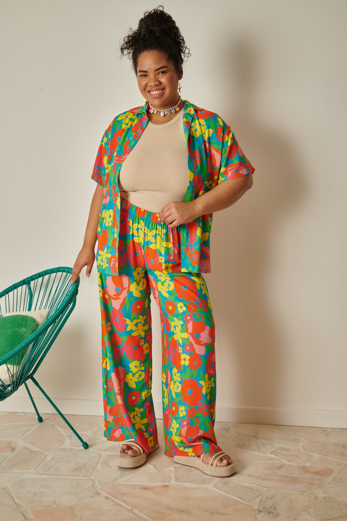 Hoby fait du 46 et porte une taille XL/2XL