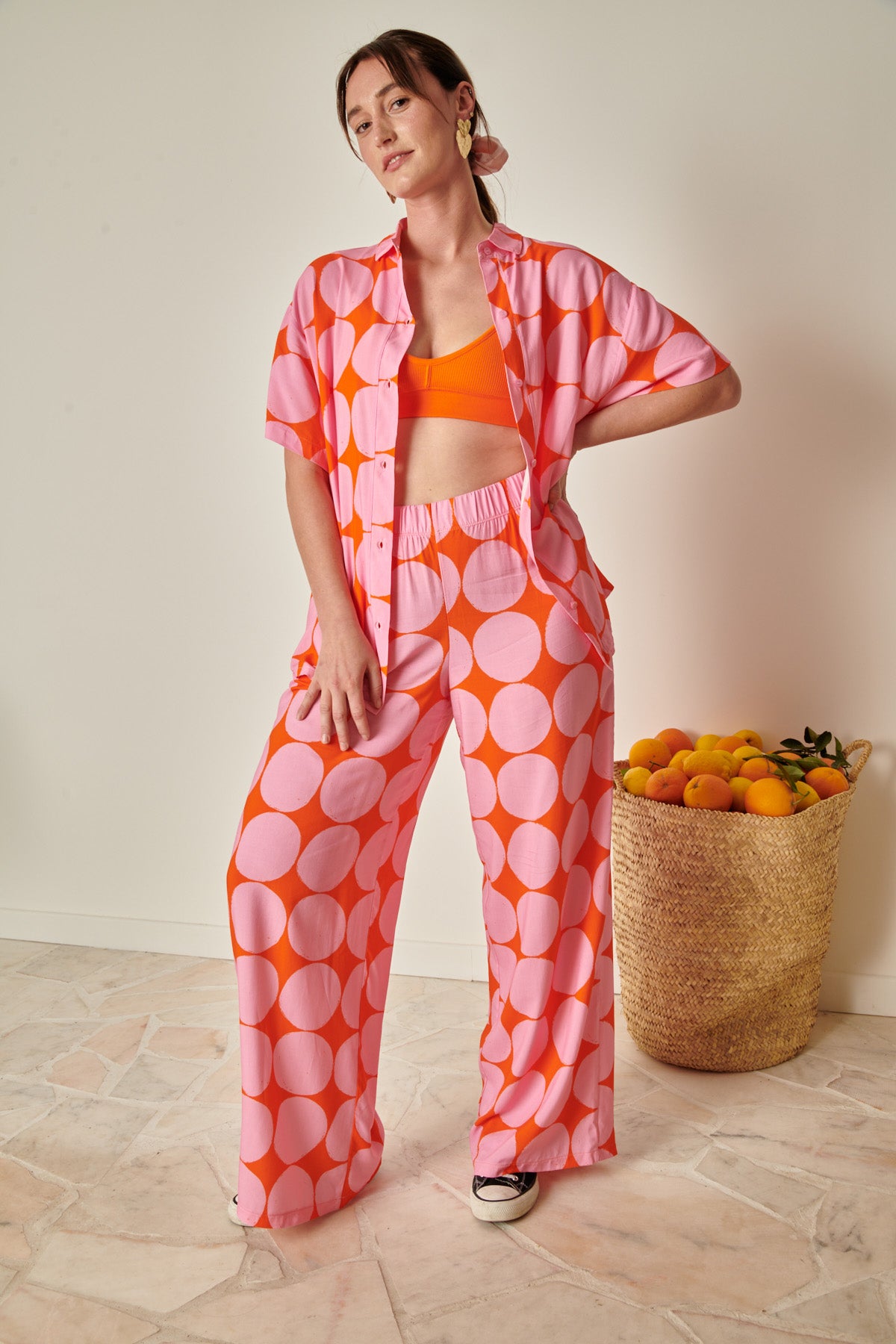 Lorea fait du 38 et porte une taille M