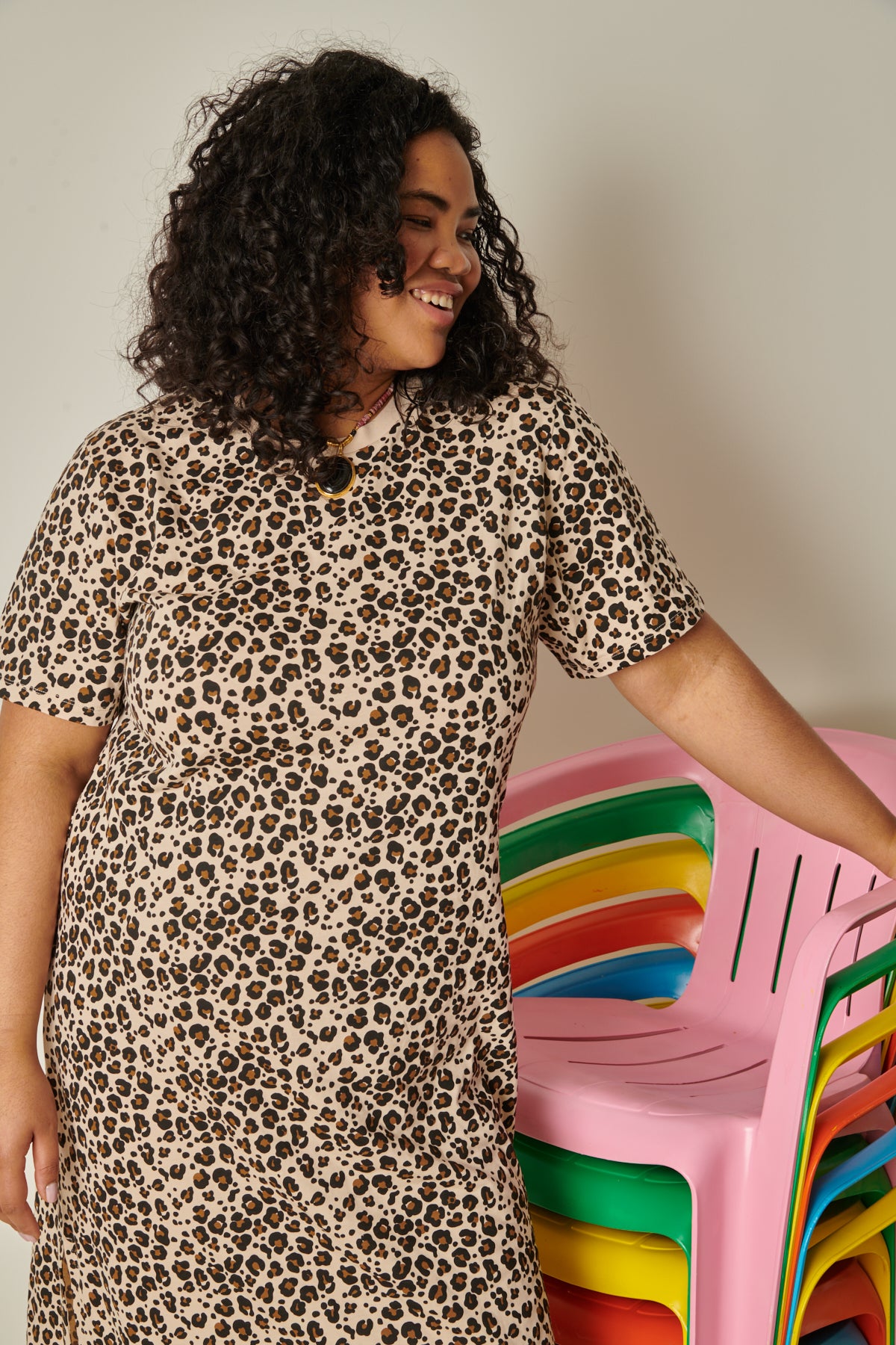Hoby fait du 46 et porte une taille 2XL