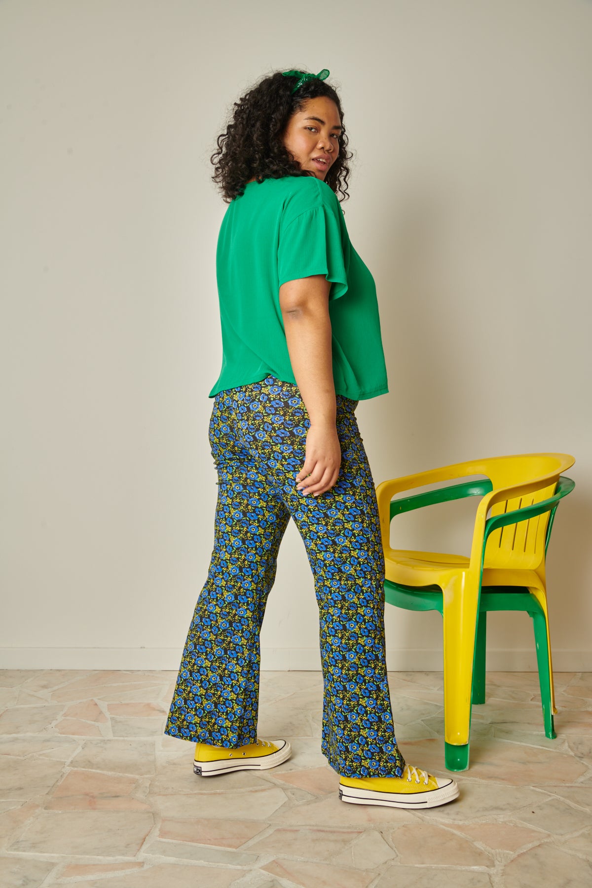 Hoby fait du 46 et porte une taille 2XL