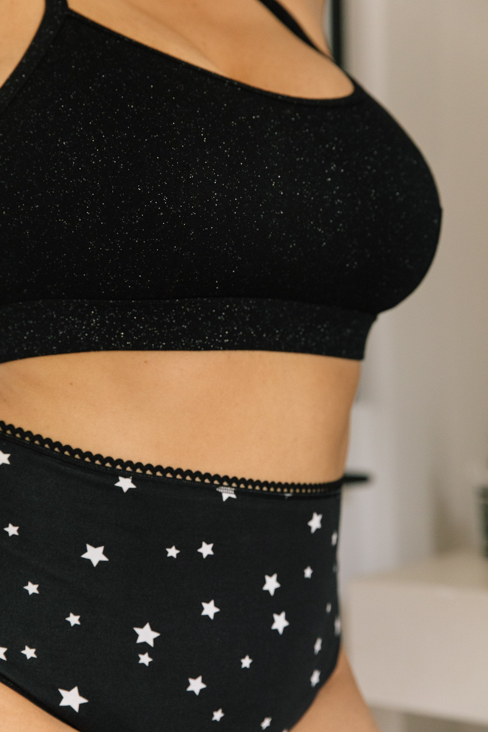 Kaoutar fait du 46 et porte une taille 2XL