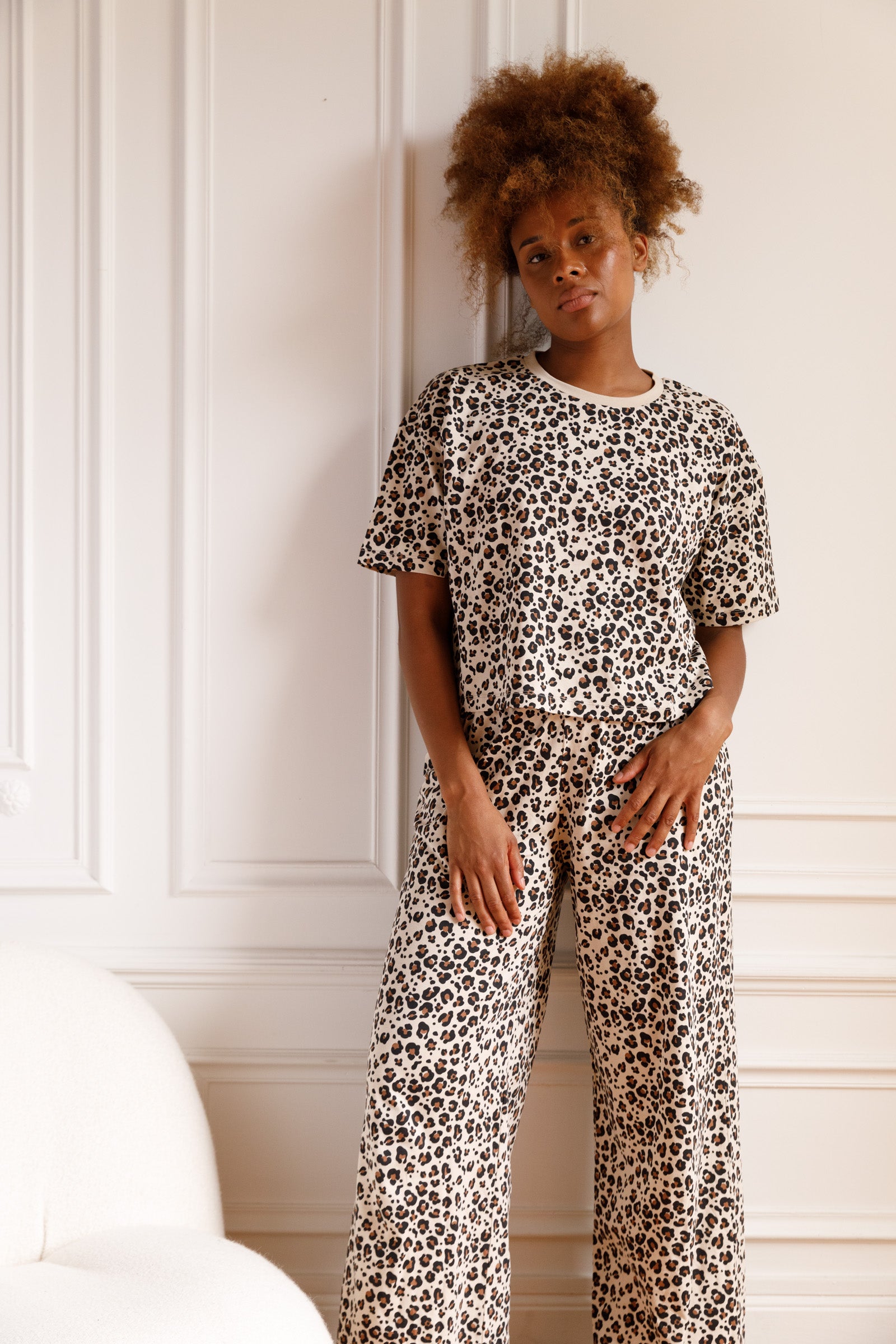 Maeva fait 1m72 et du 40 et porte une taille M