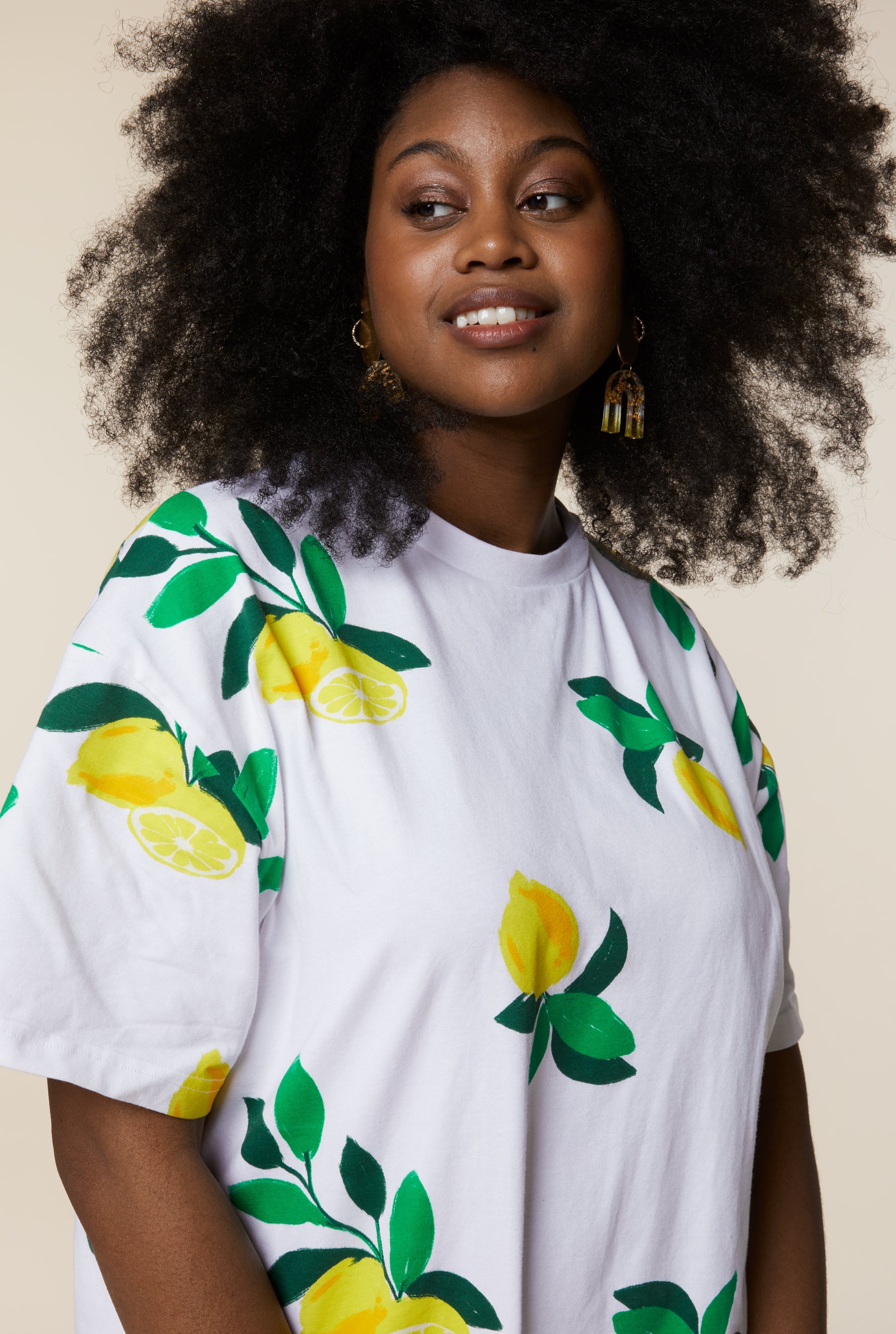 Rebecca fait du 38 et porte une taille M/L